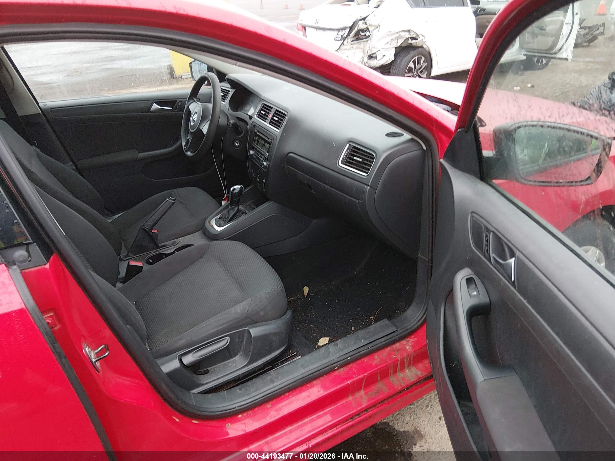 VOLKSWAGEN JETTA image 5