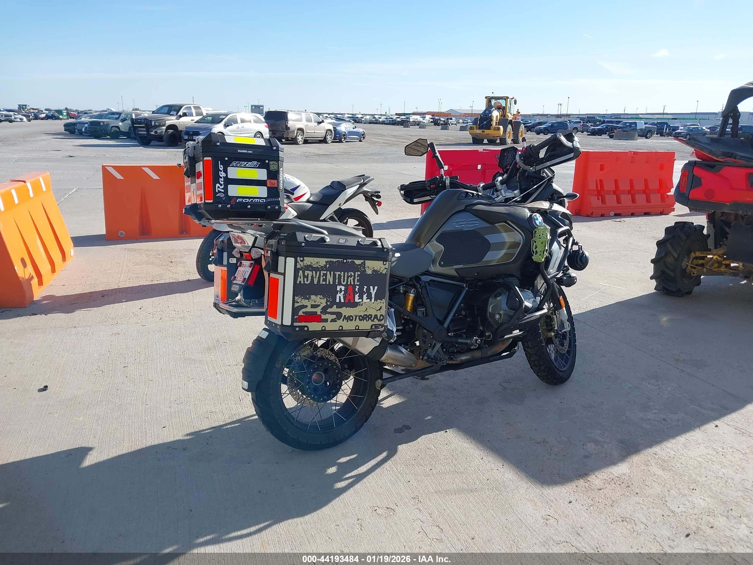 BMW R image 4