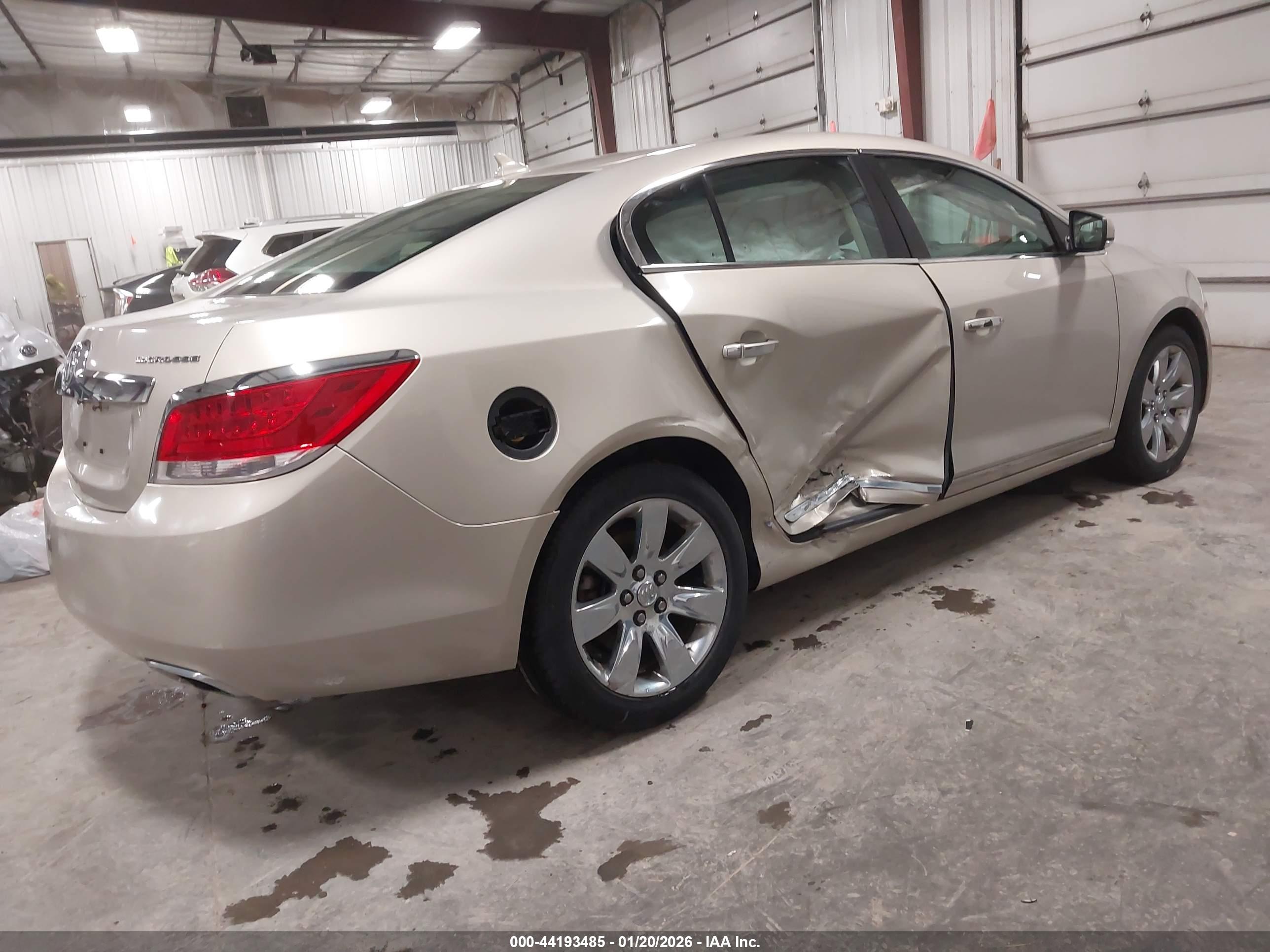 BUICK LACROSSE image 4