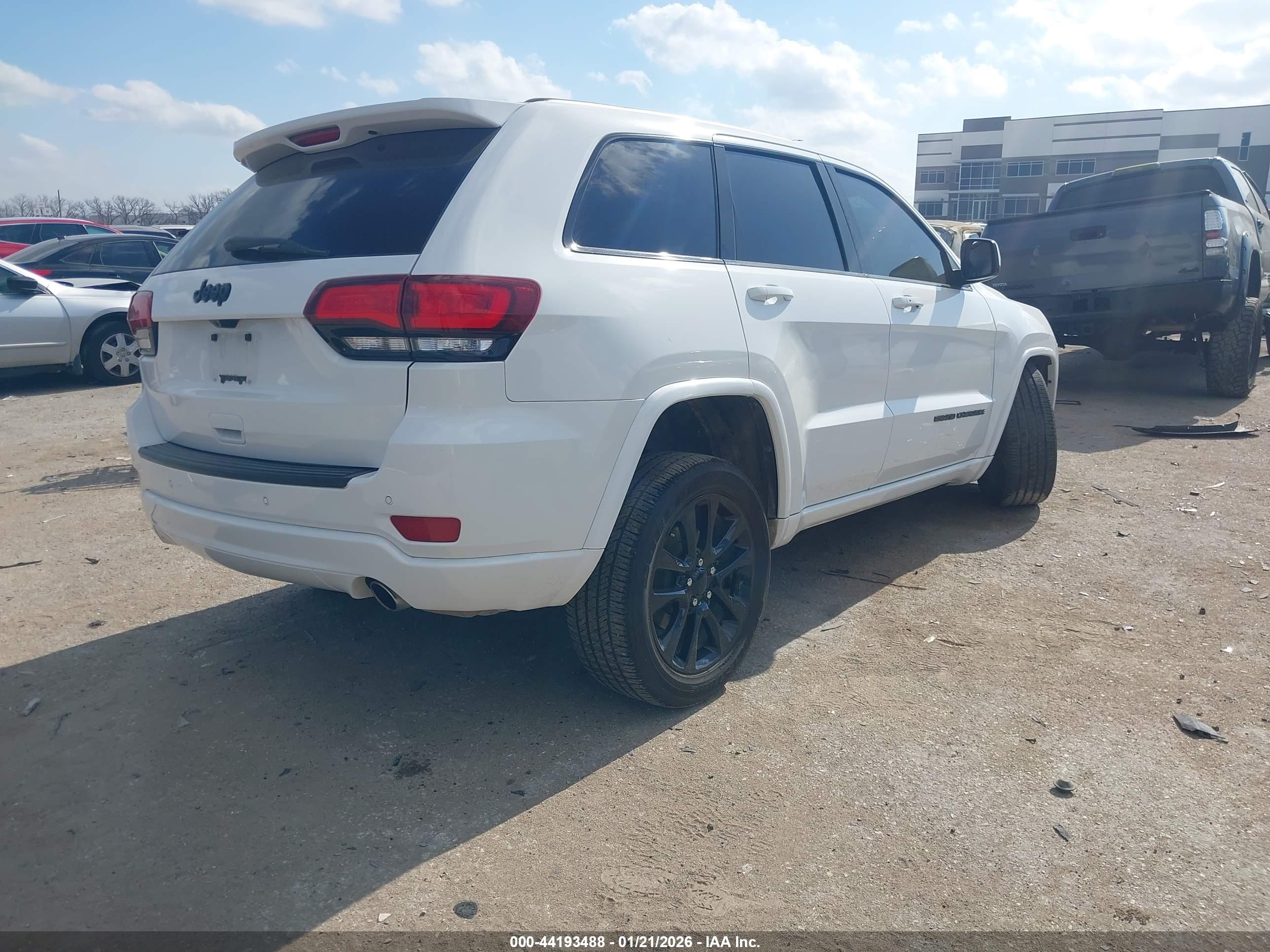 JEEP GRAND image 4