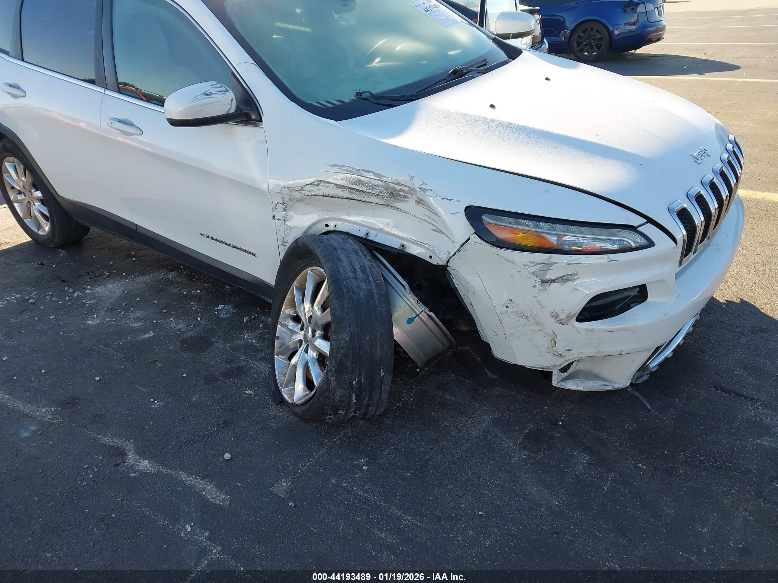 JEEP CHEROKEE image 6