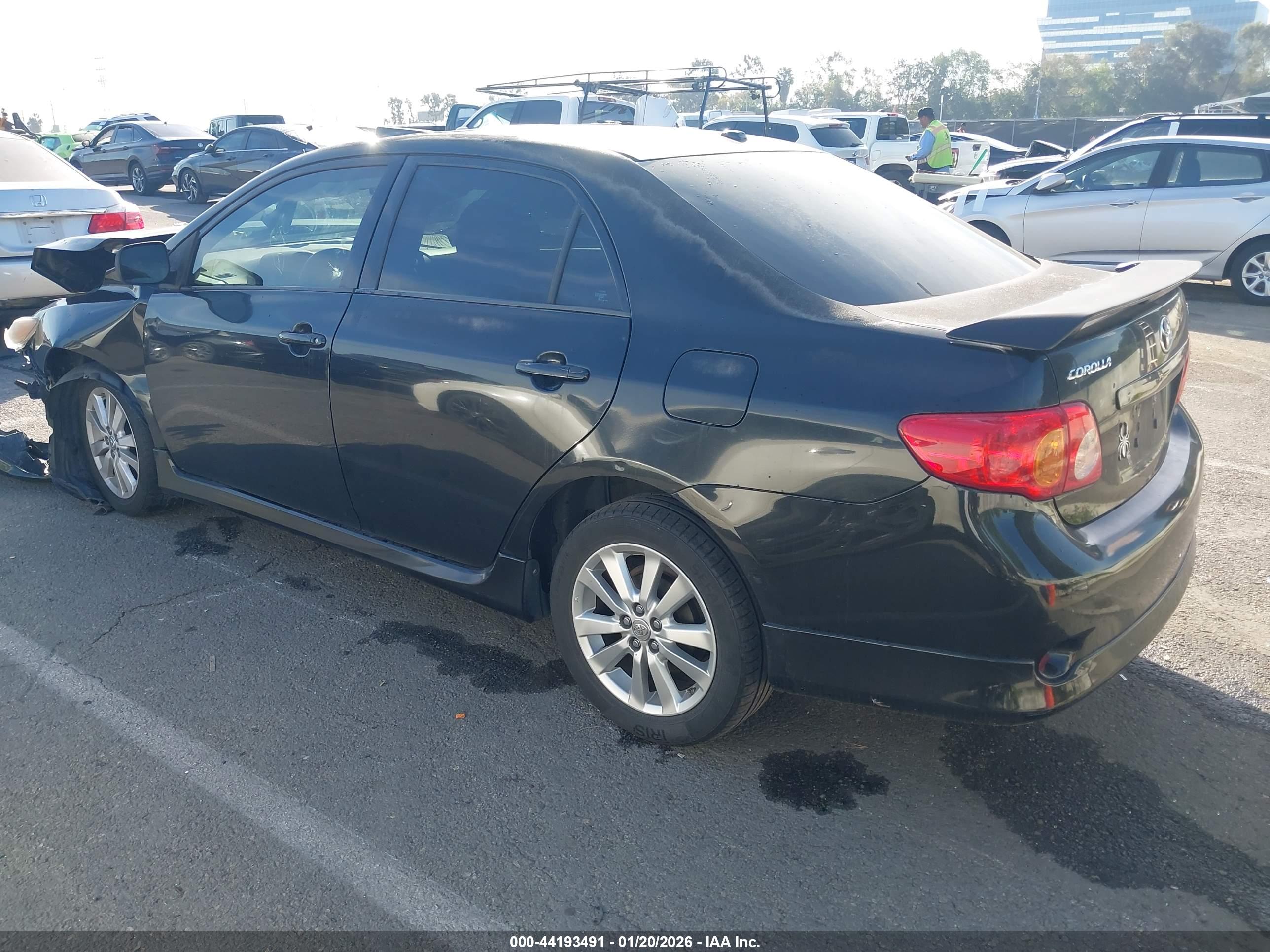TOYOTA COROLLA image 3