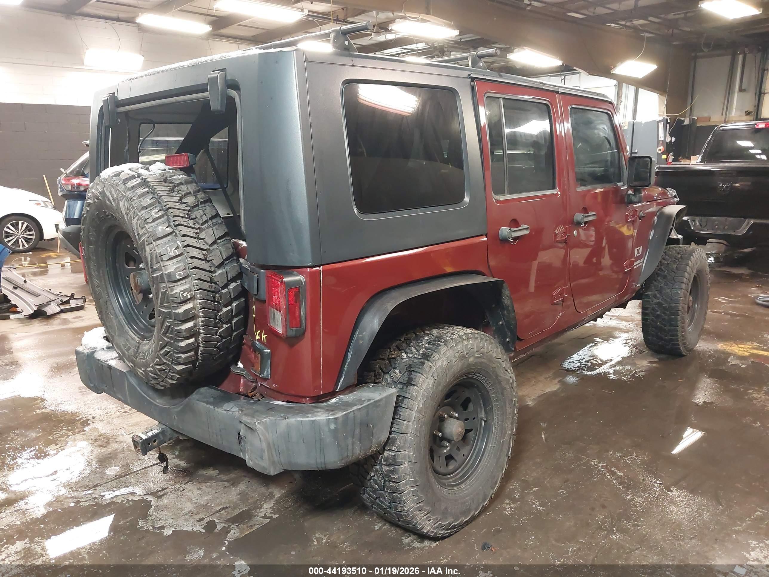 JEEP WRANGLER image 4