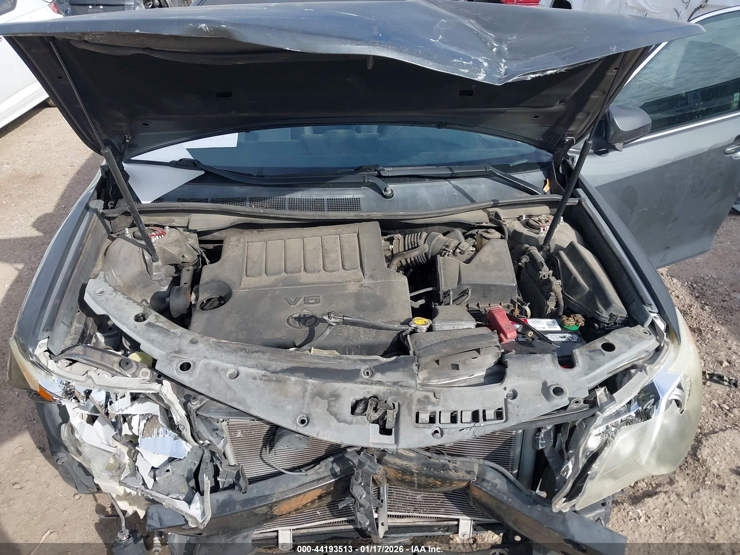 TOYOTA CAMRY image 10