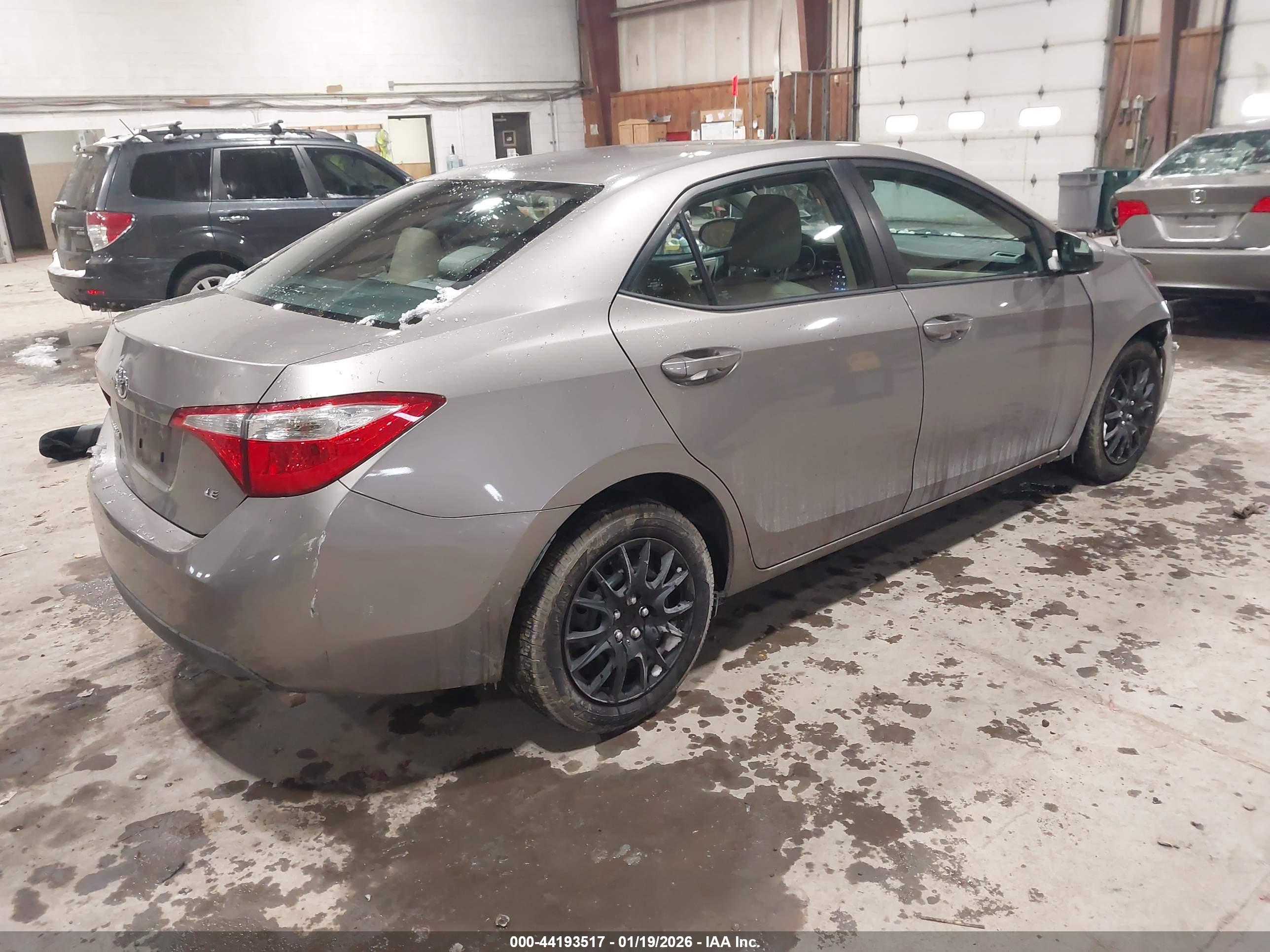 TOYOTA COROLLA image 4