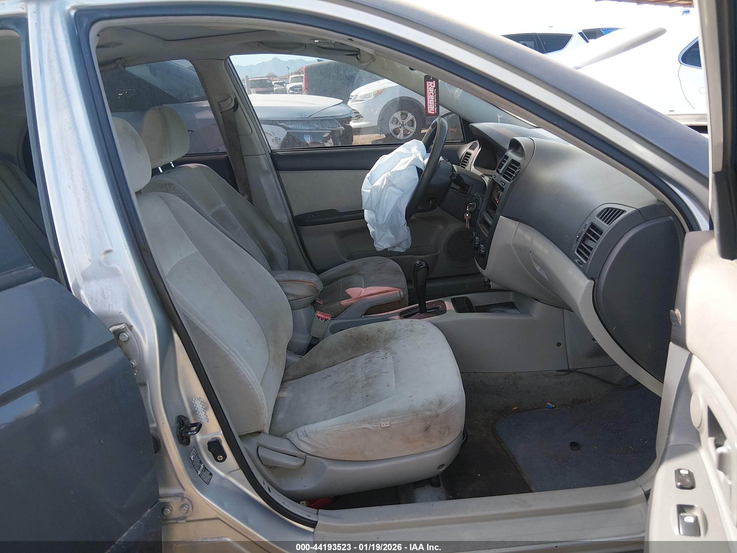 KIA SPECTRA image 5