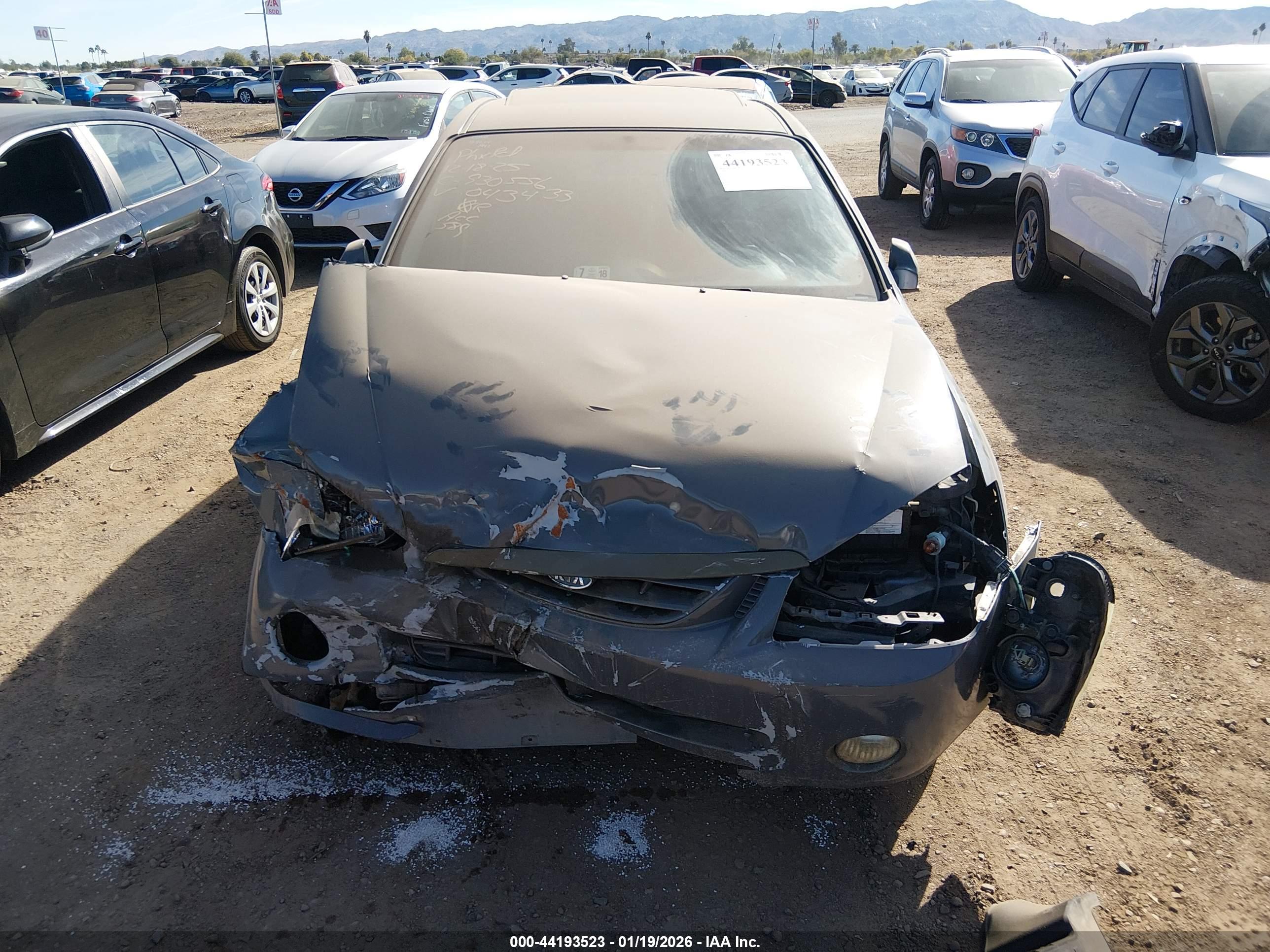 KIA SPECTRA image 6