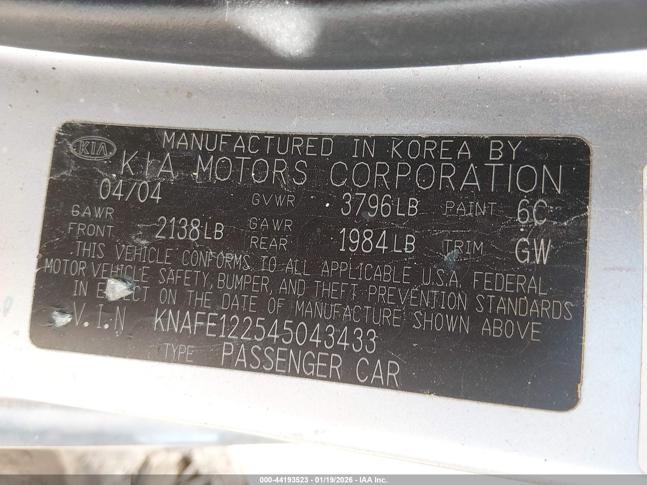 KIA SPECTRA image 9