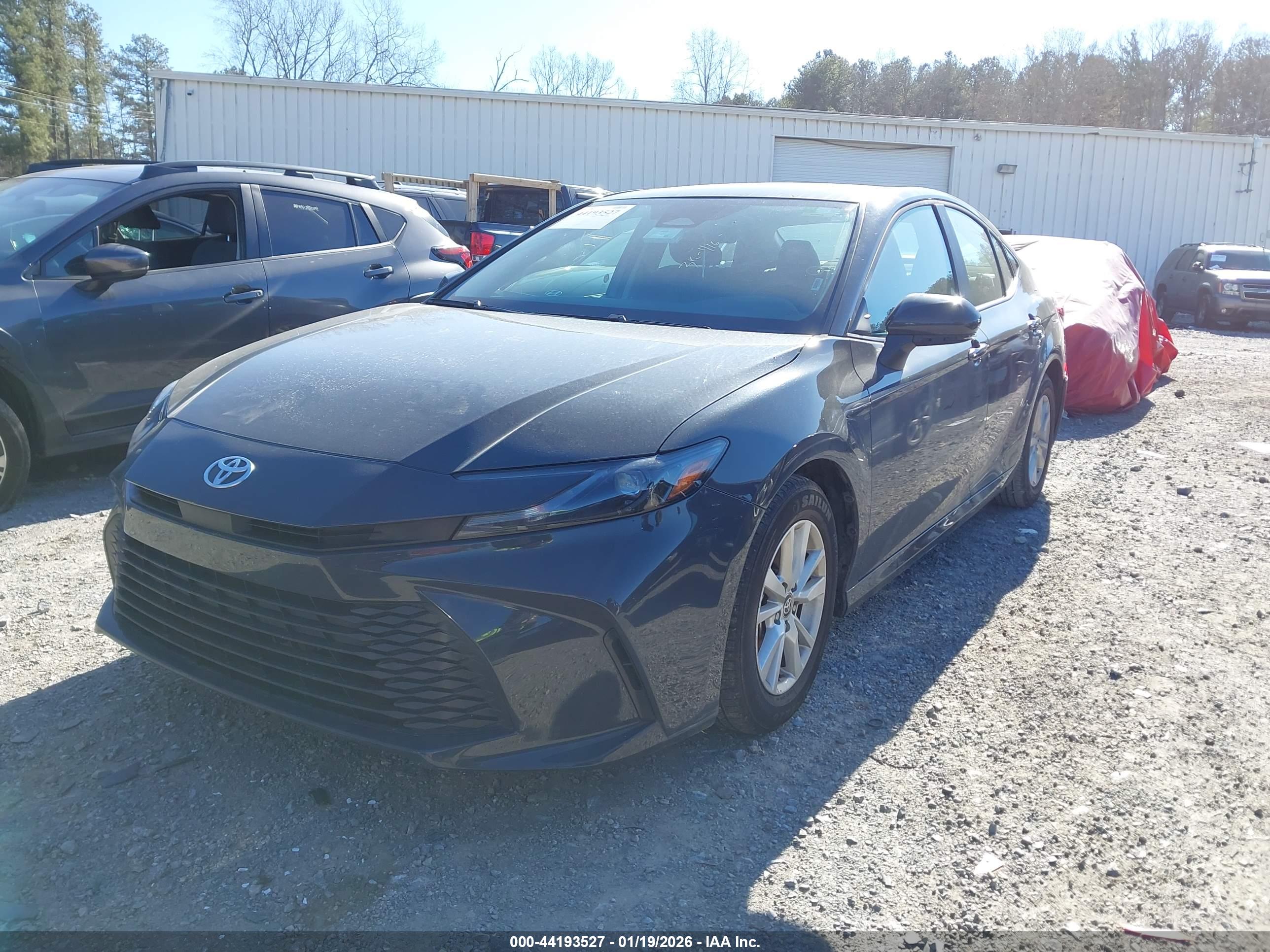 TOYOTA CAMRY image 2
