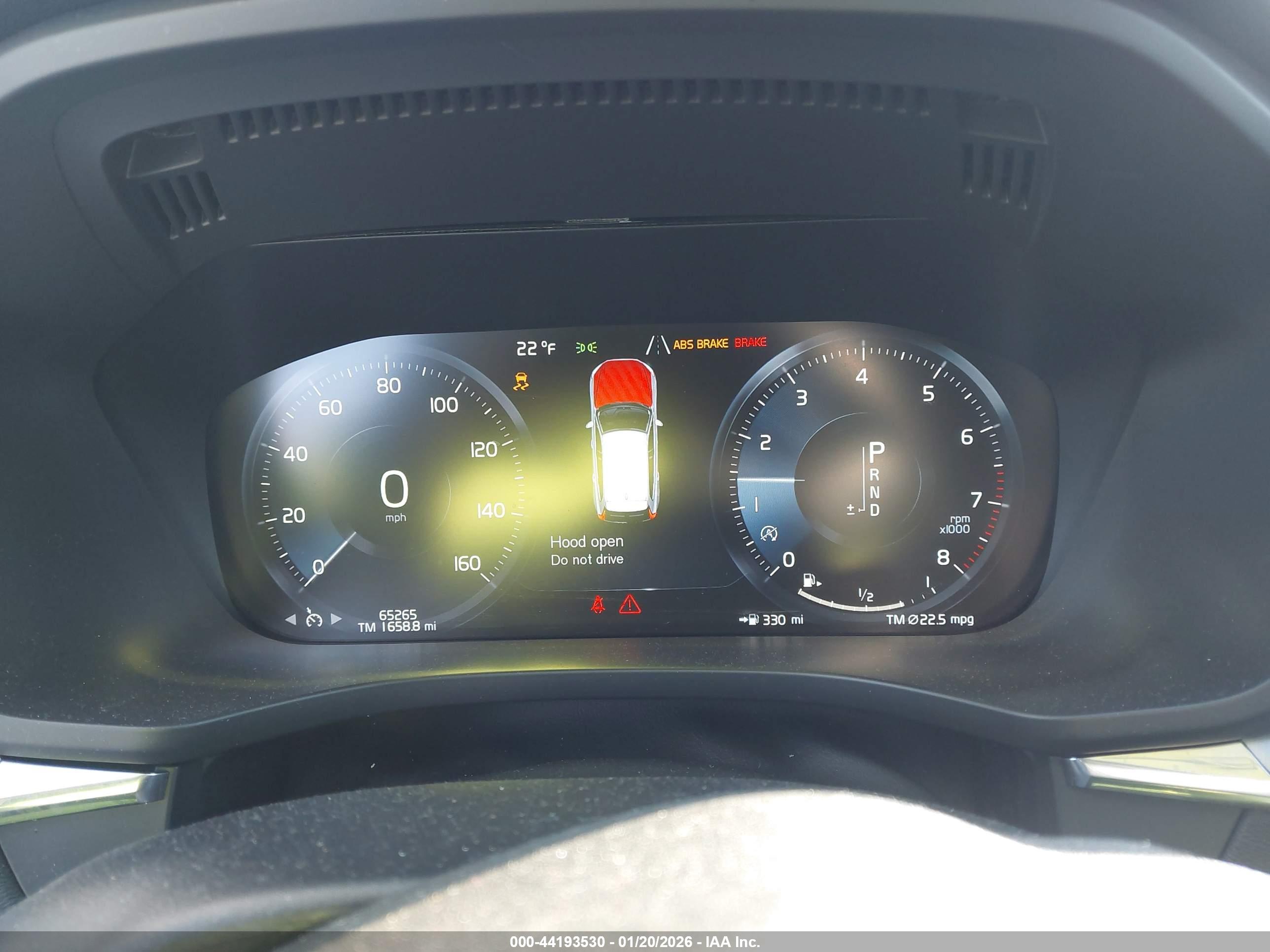 VOLVO XC60 image 7