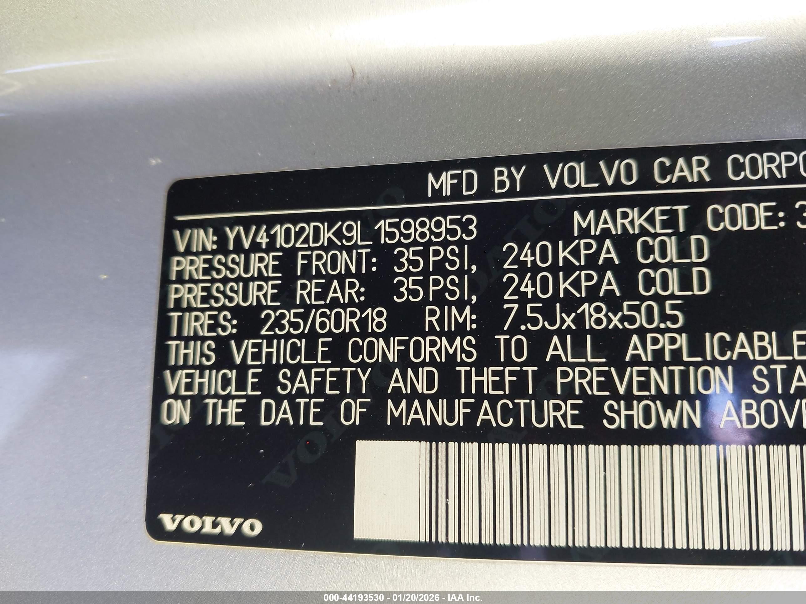VOLVO XC60 image 9