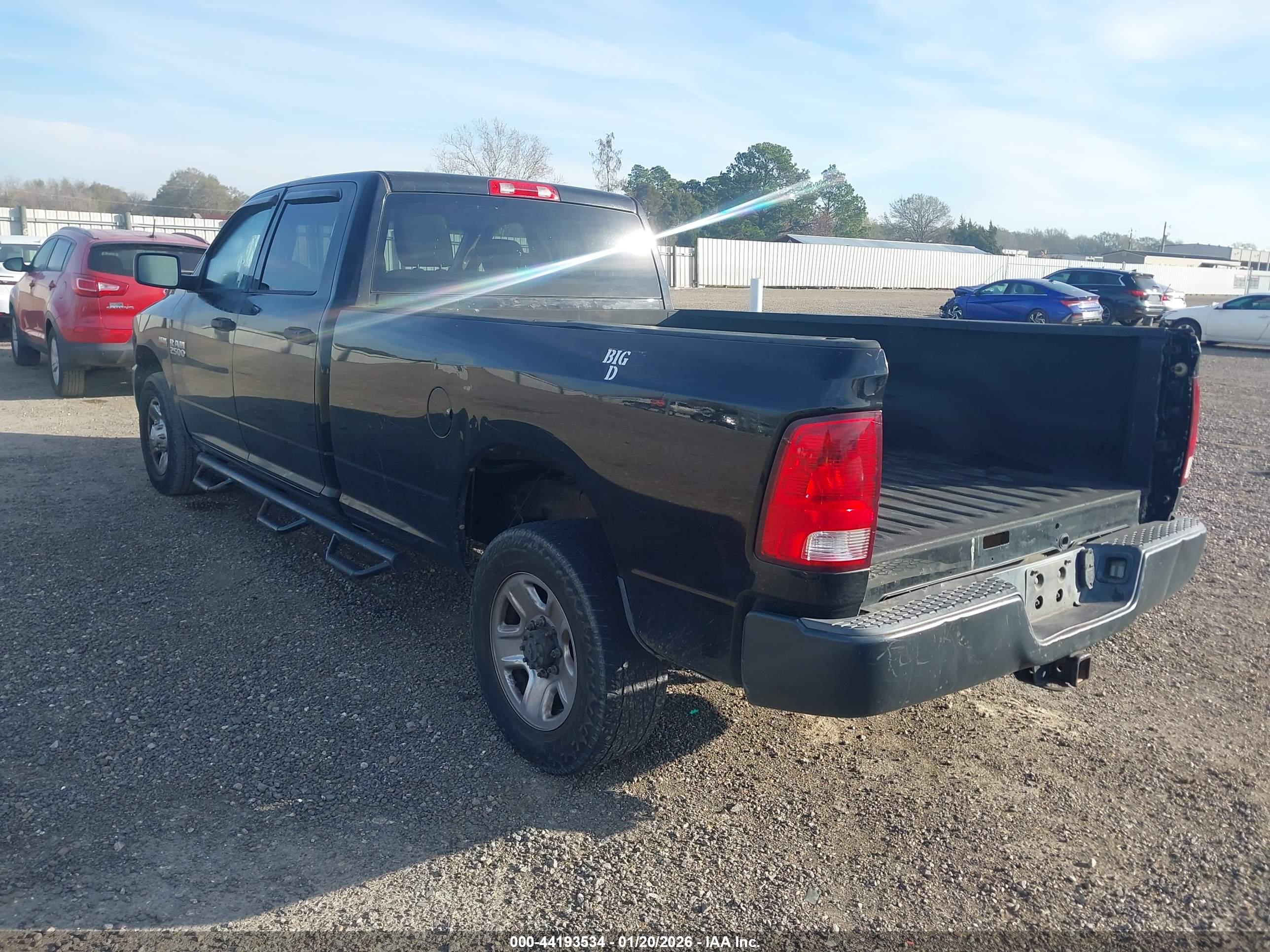 RAM 2500 image 3