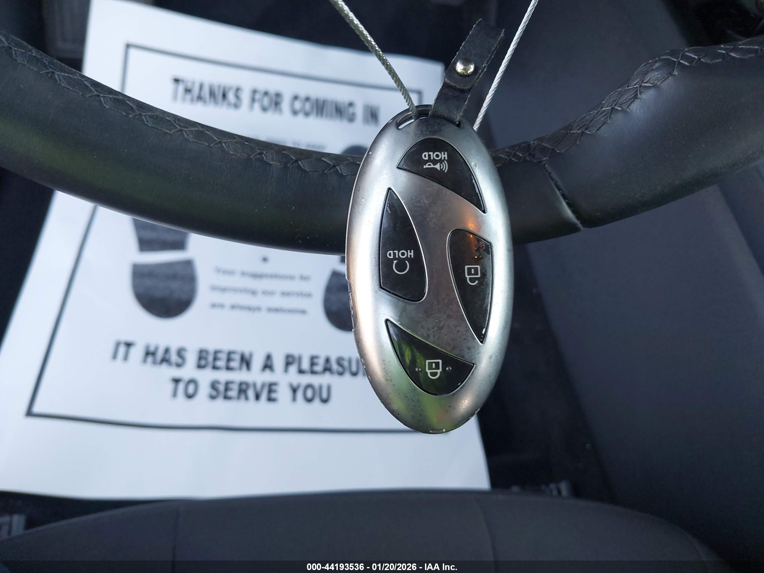 HYUNDAI ELANTRA image 11