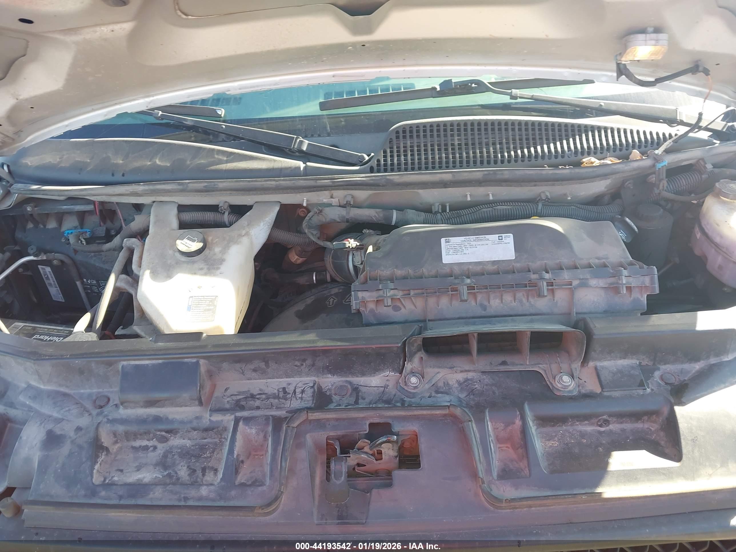 CHEVROLET EXPRESS image 10
