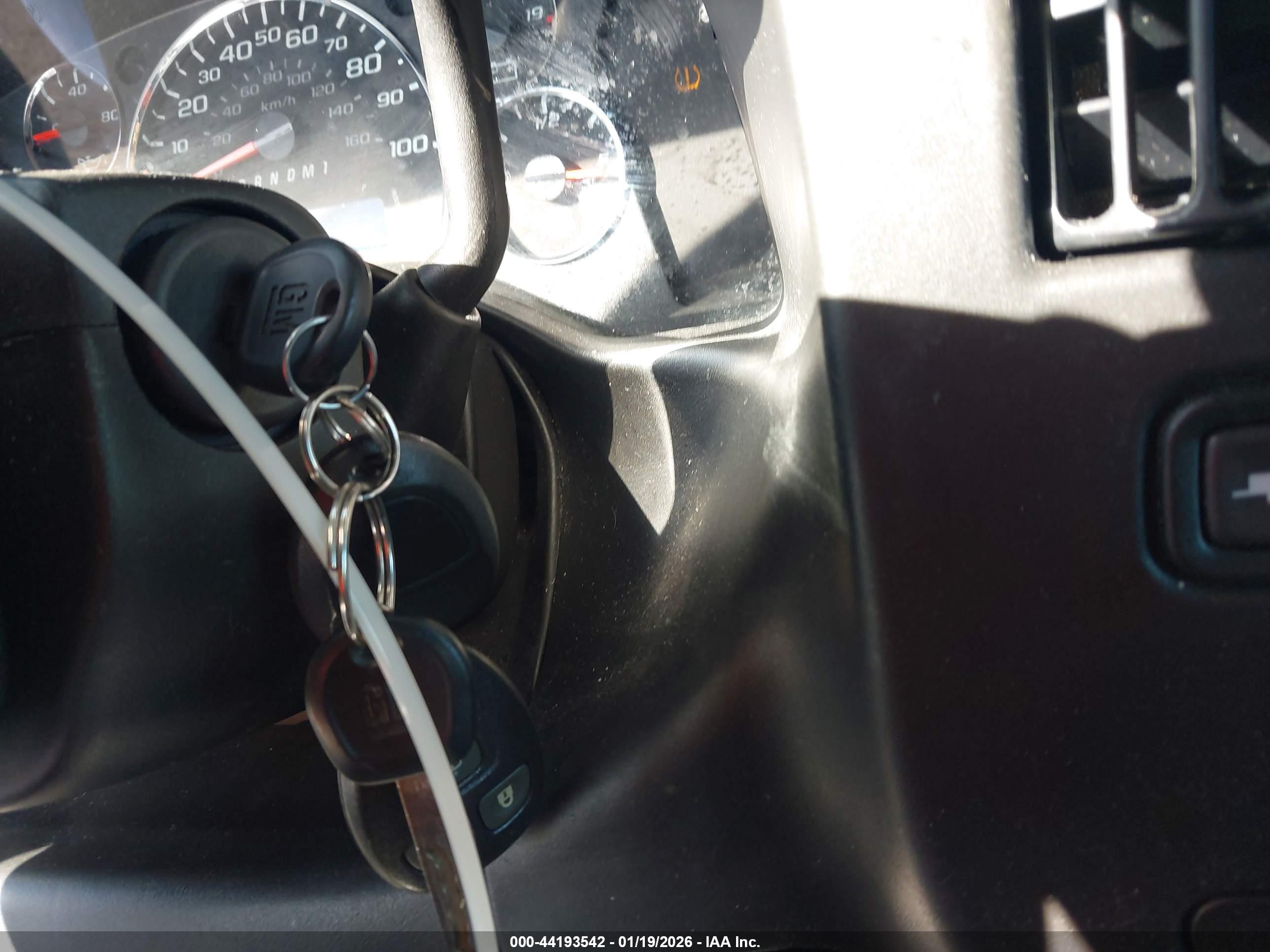 CHEVROLET EXPRESS image 11
