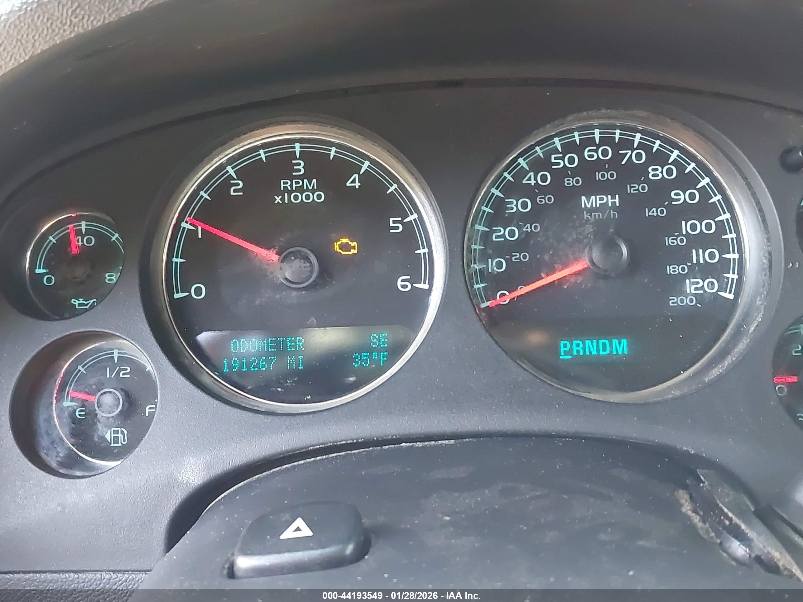 CHEVROLET TAHOE image 7
