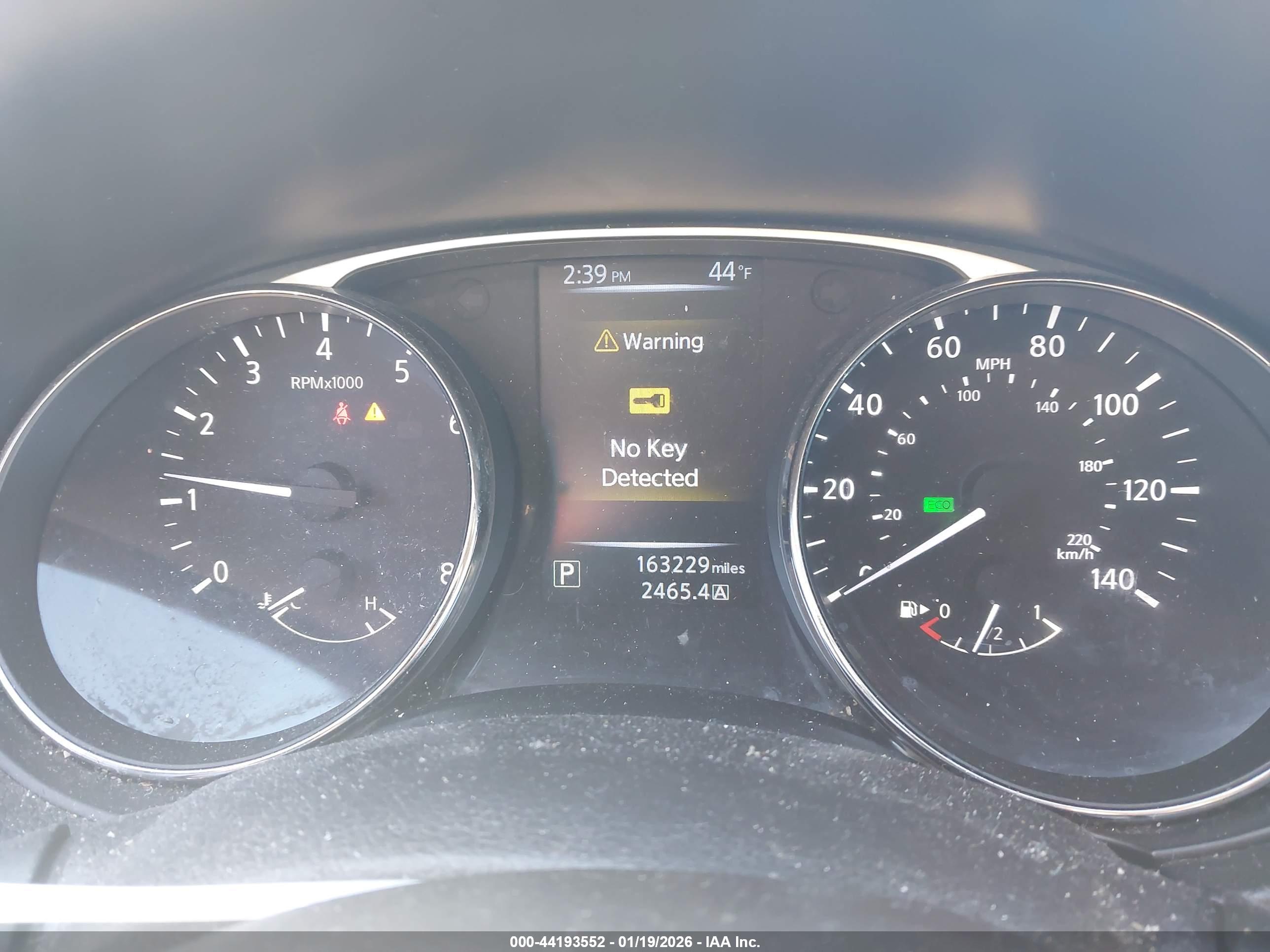 NISSAN ROGUE image 7