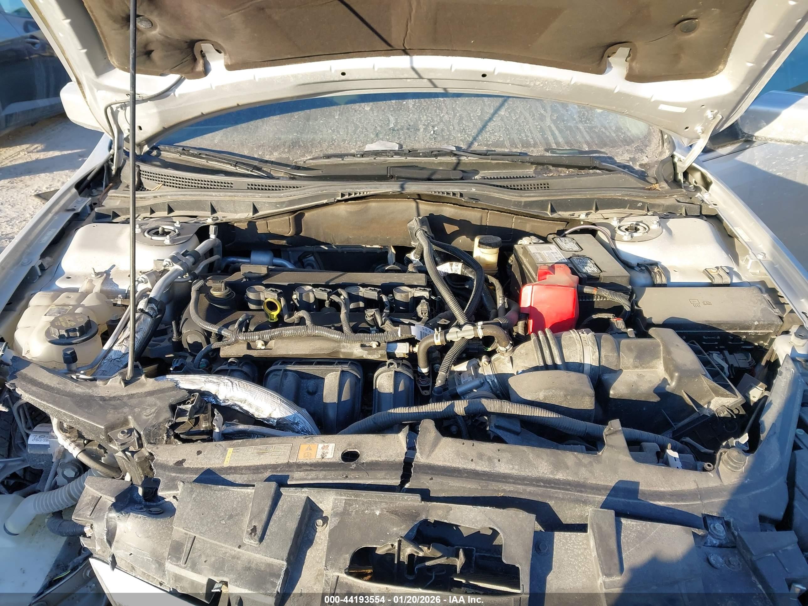 FORD FUSION image 10