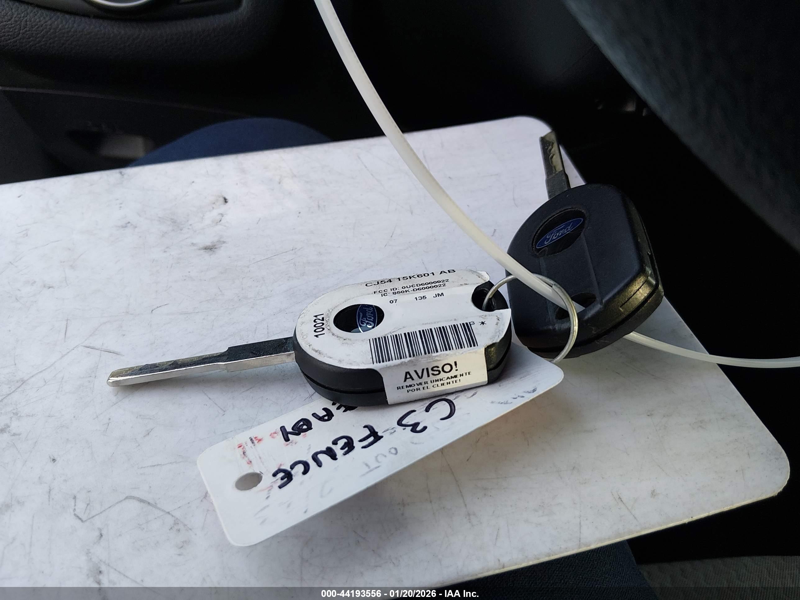 FORD ESCAPE image 11