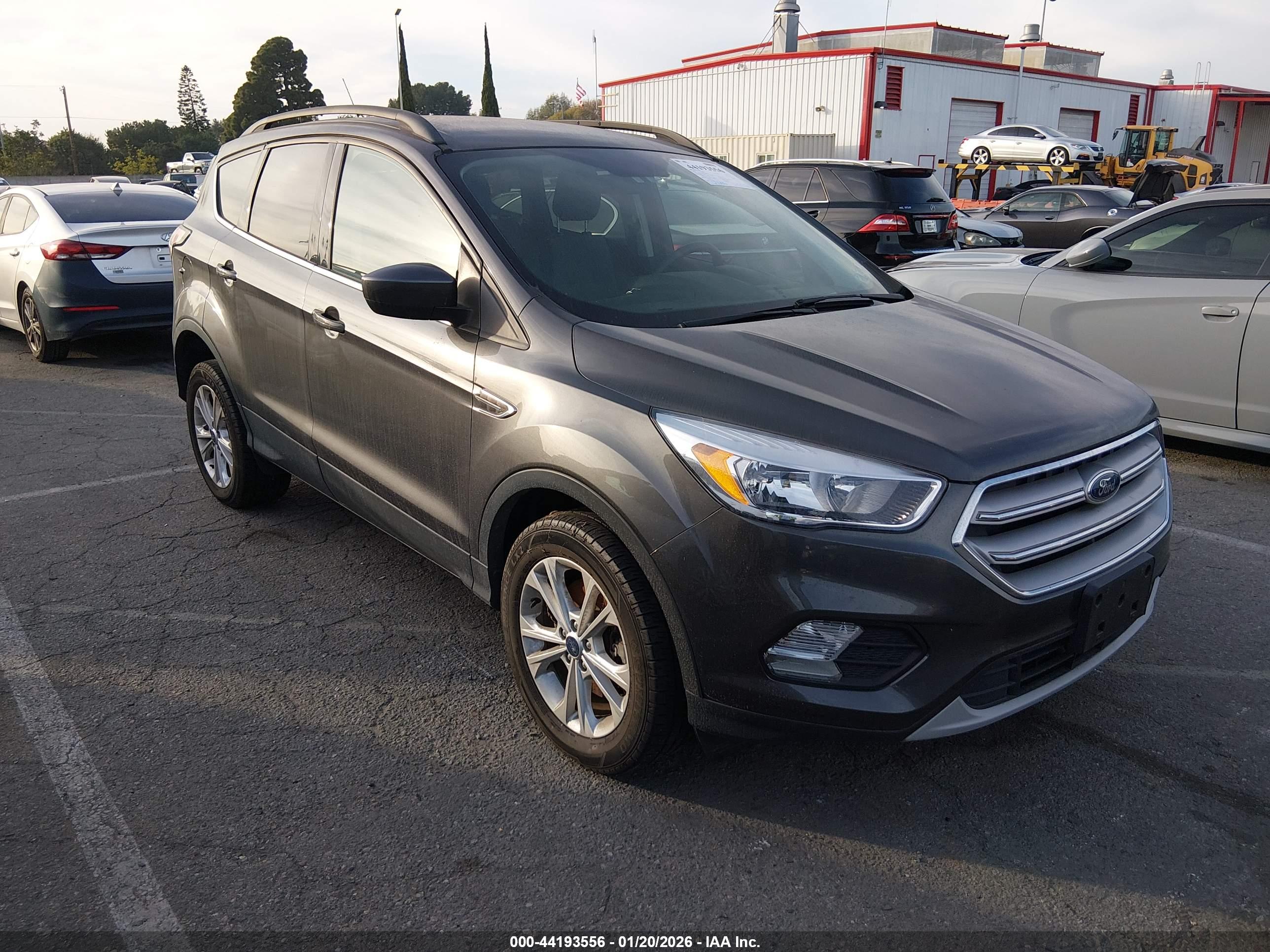 FORD ESCAPE image 6