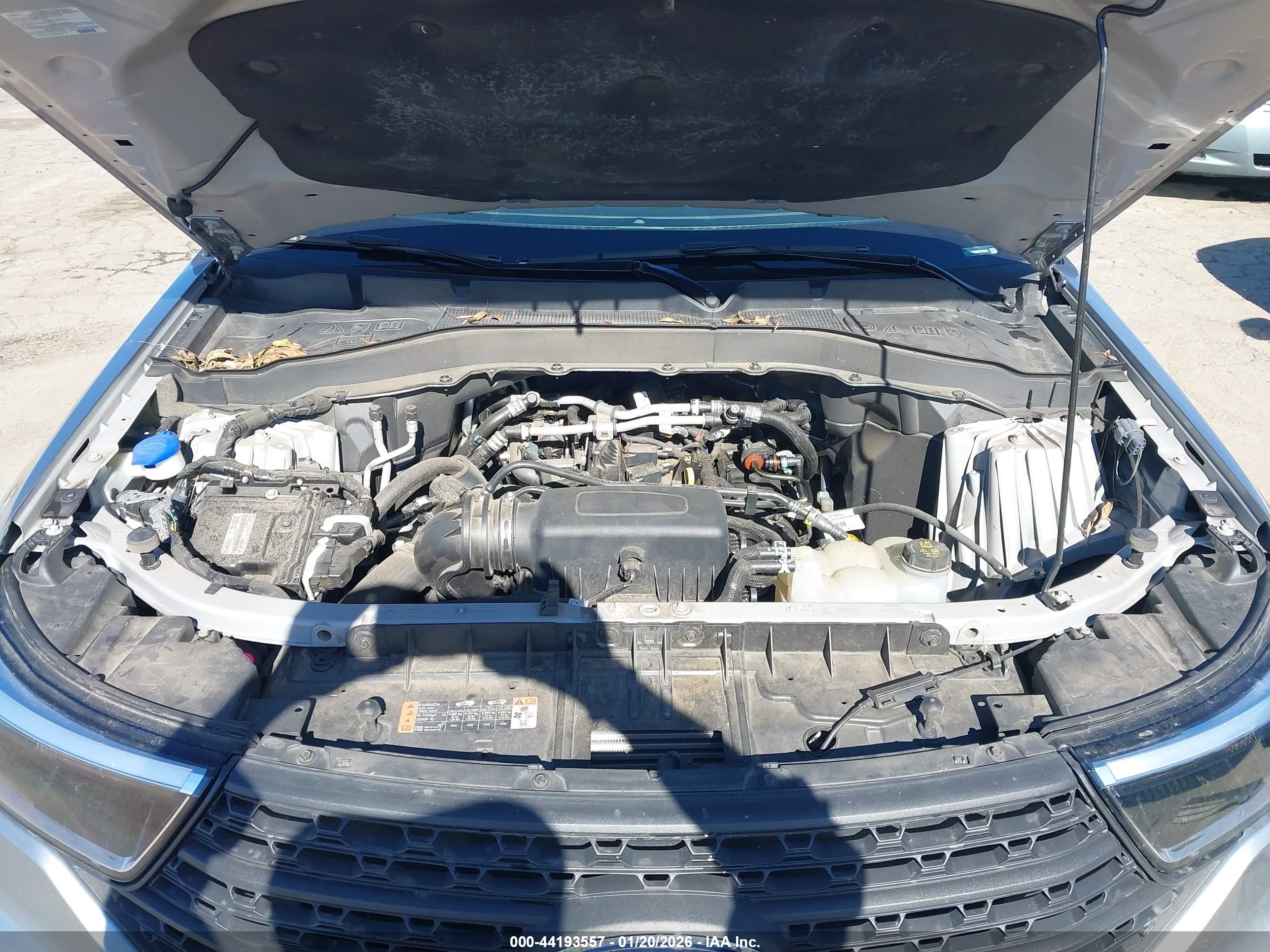 FORD EXPLORER image 10
