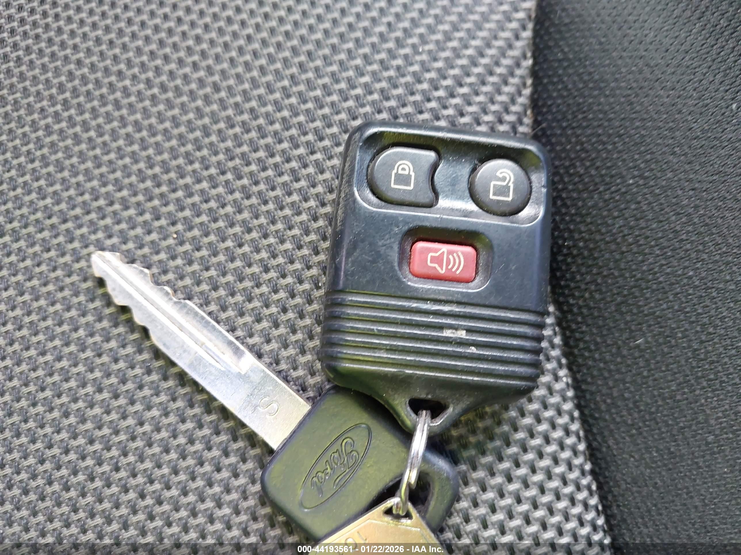 FORD UTILITY image 11