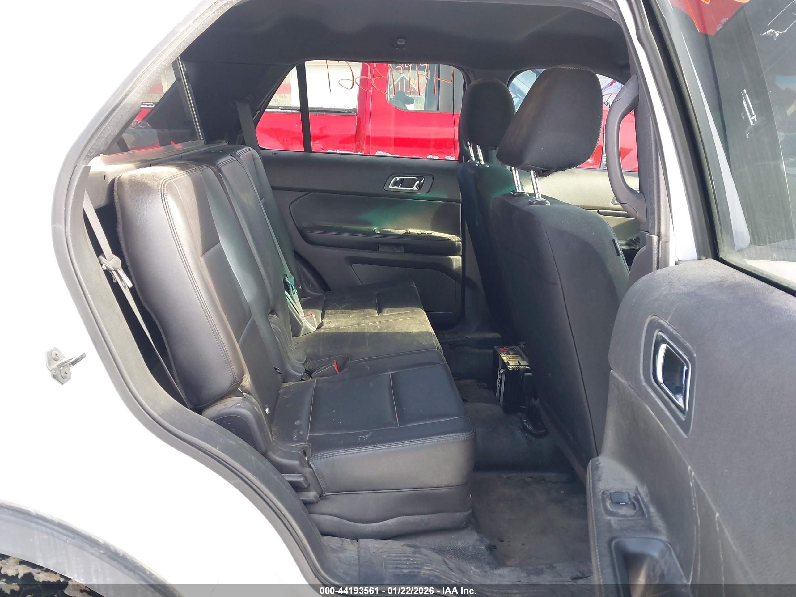 FORD UTILITY image 8