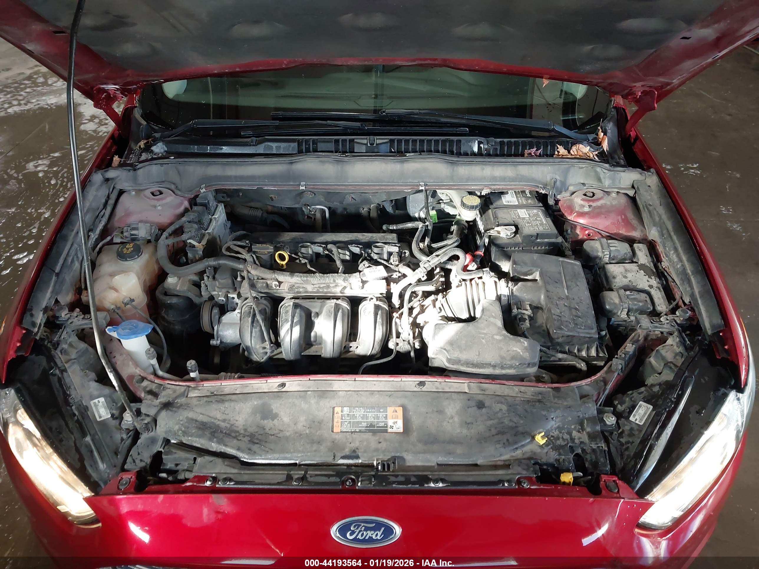 FORD FUSION image 10