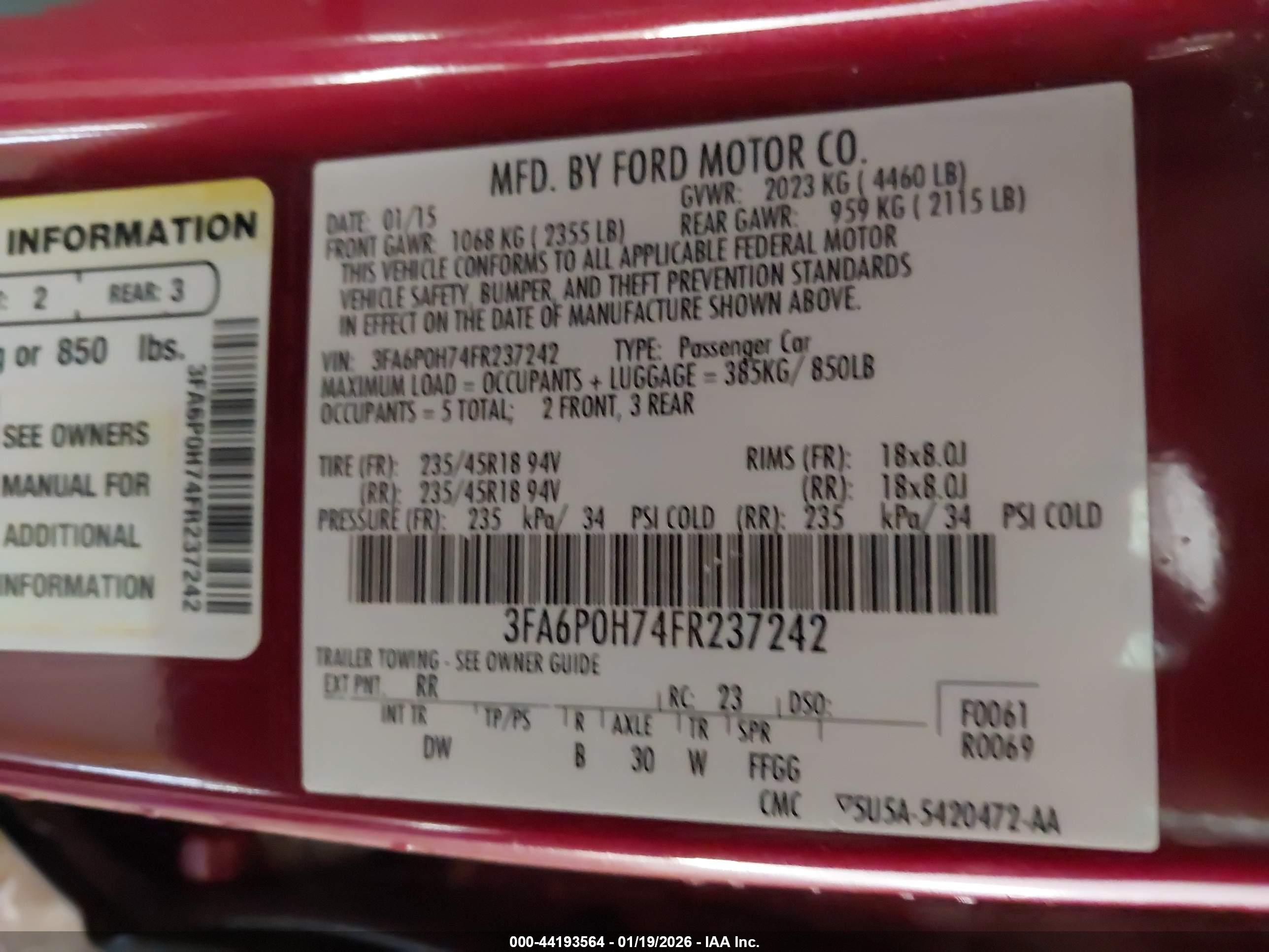 FORD FUSION image 9