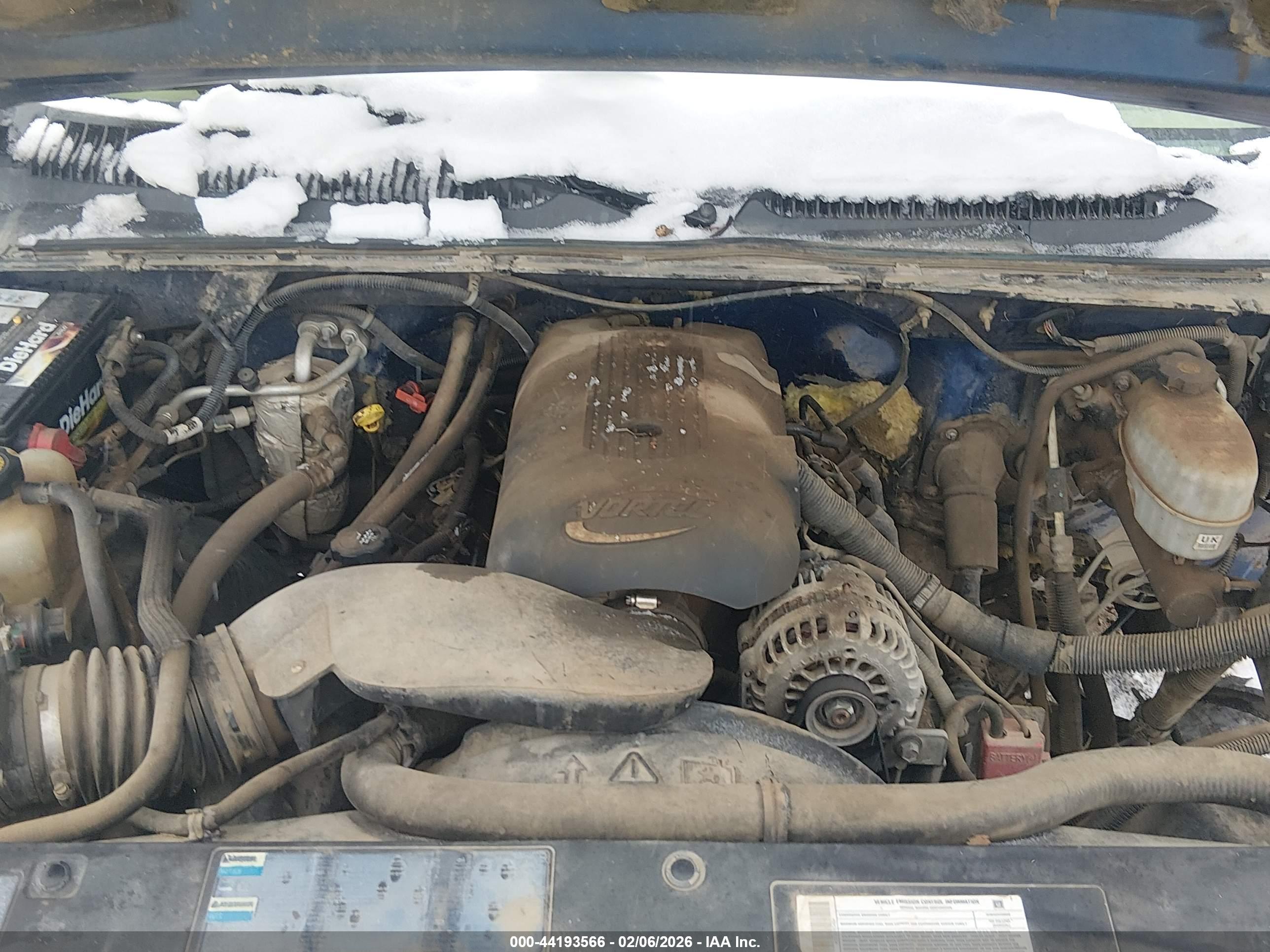 CHEVROLET SILVERADO image 10