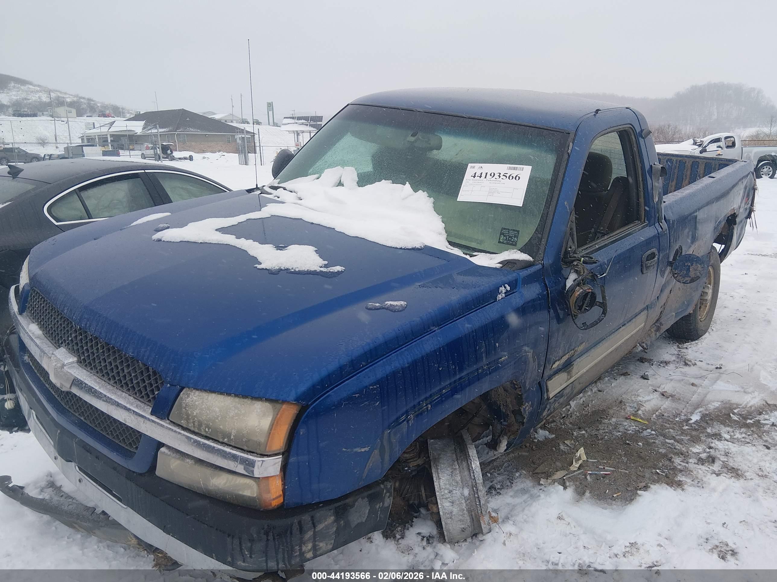 CHEVROLET SILVERADO image 2