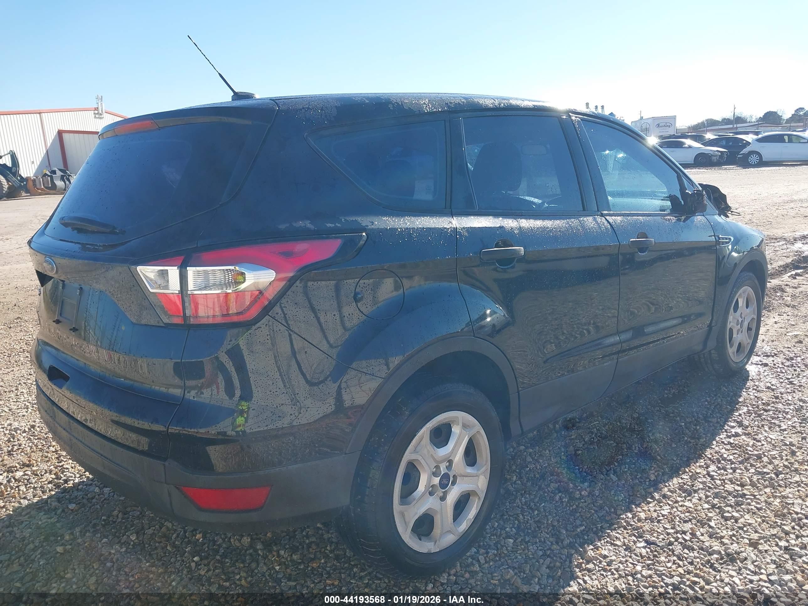 FORD ESCAPE image 4