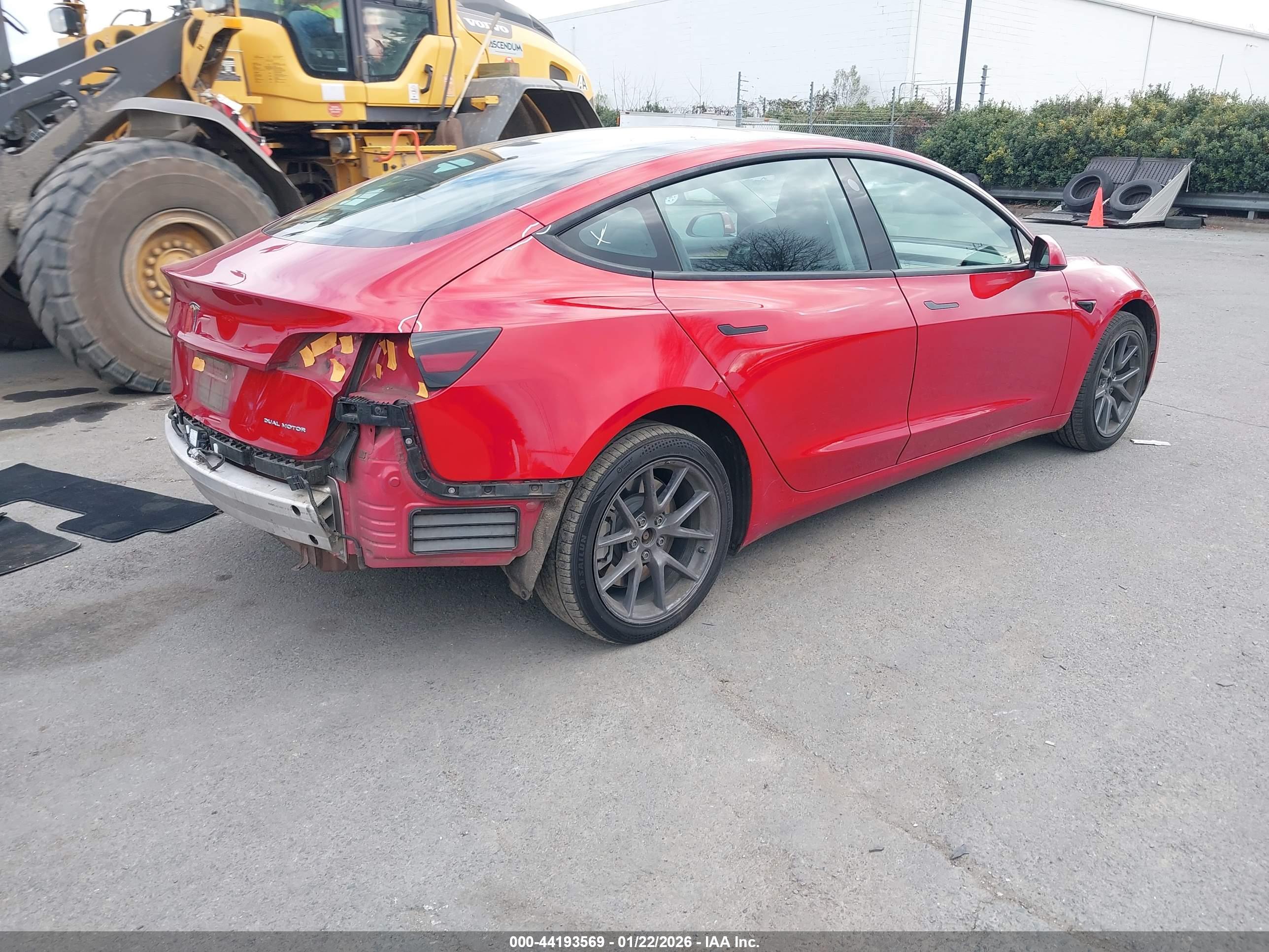 TESLA MODEL image 4