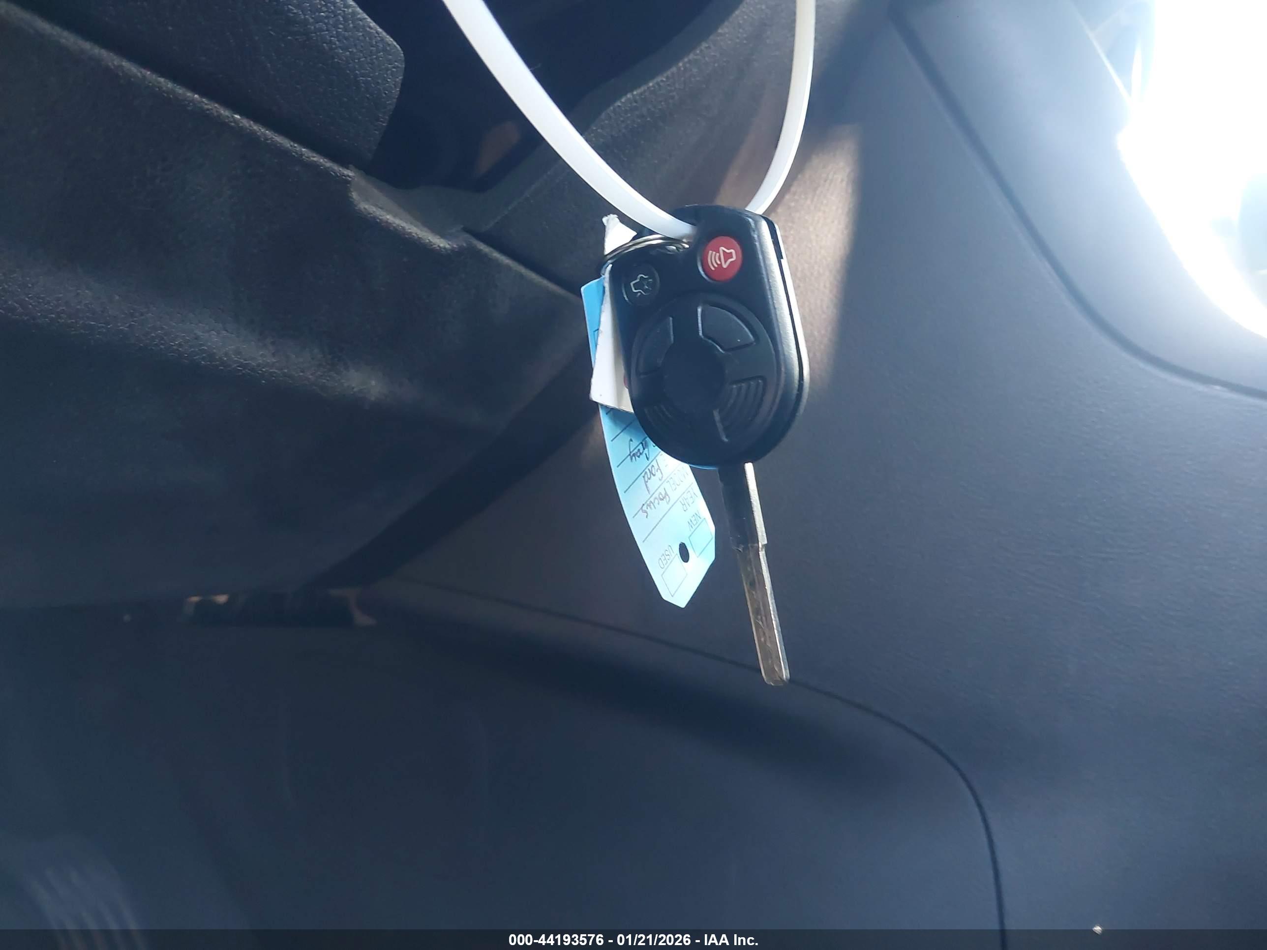 FORD FOCUS image 11