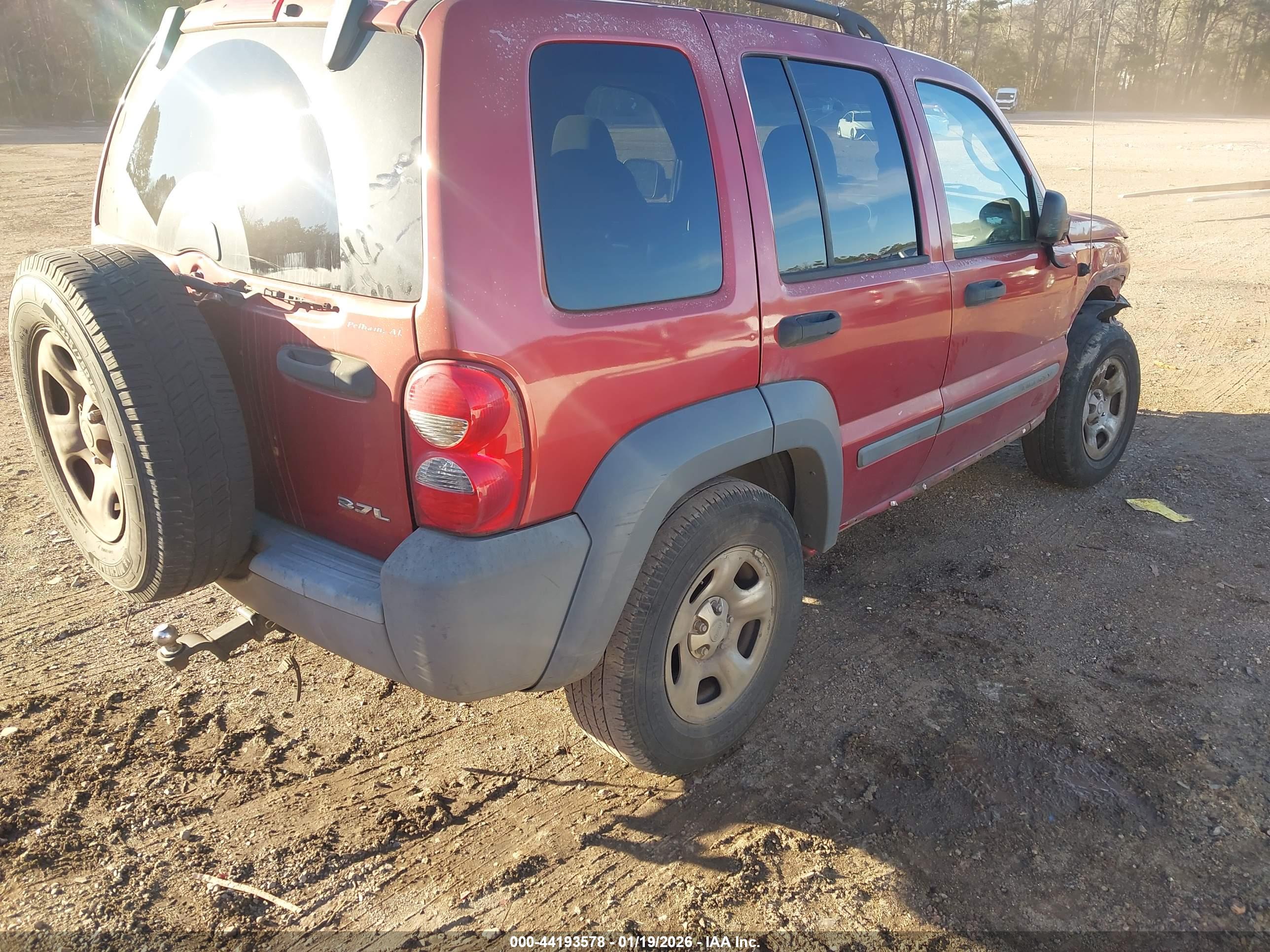 JEEP LIBERTY image 4