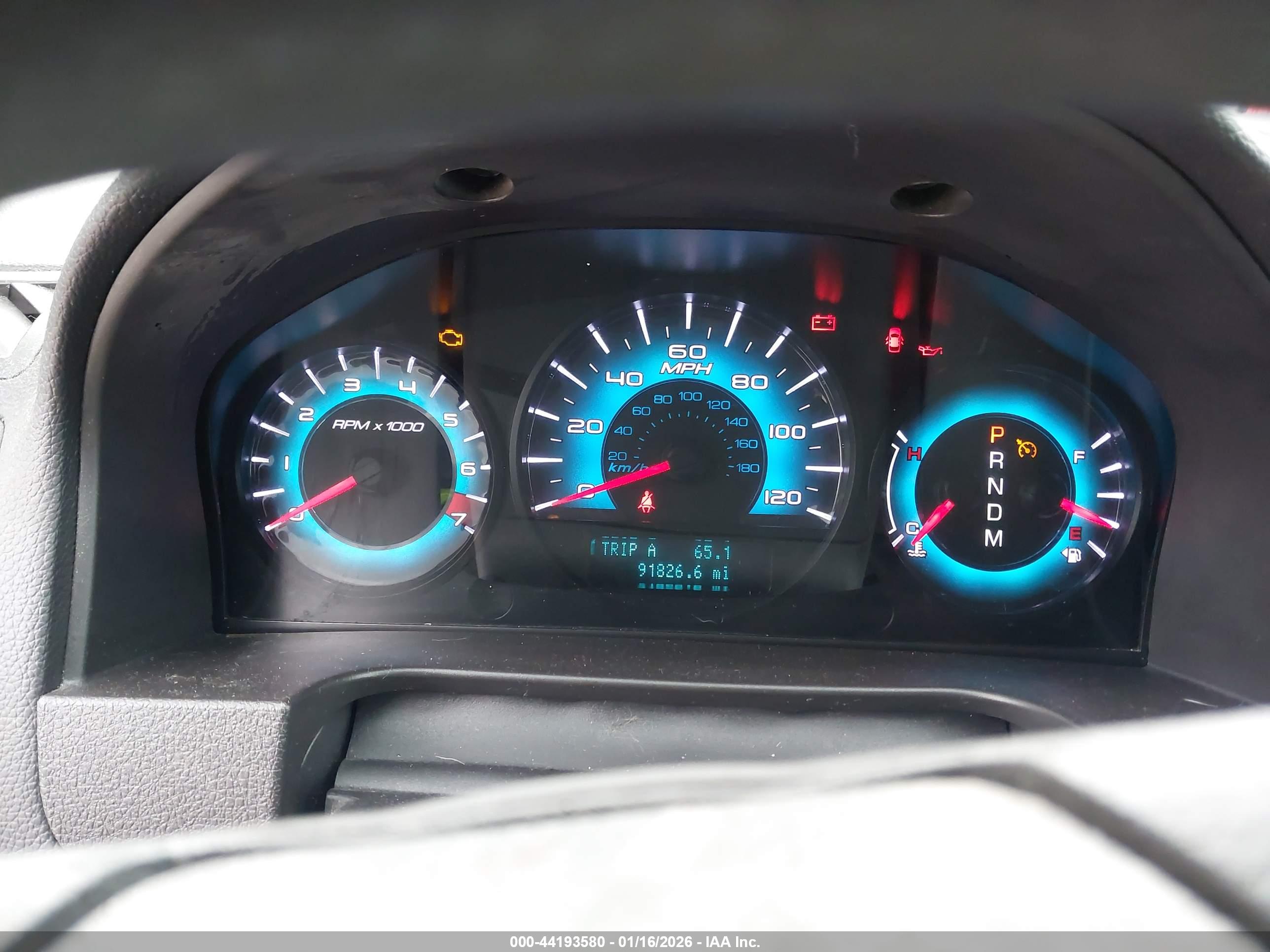 FORD FUSION image 7