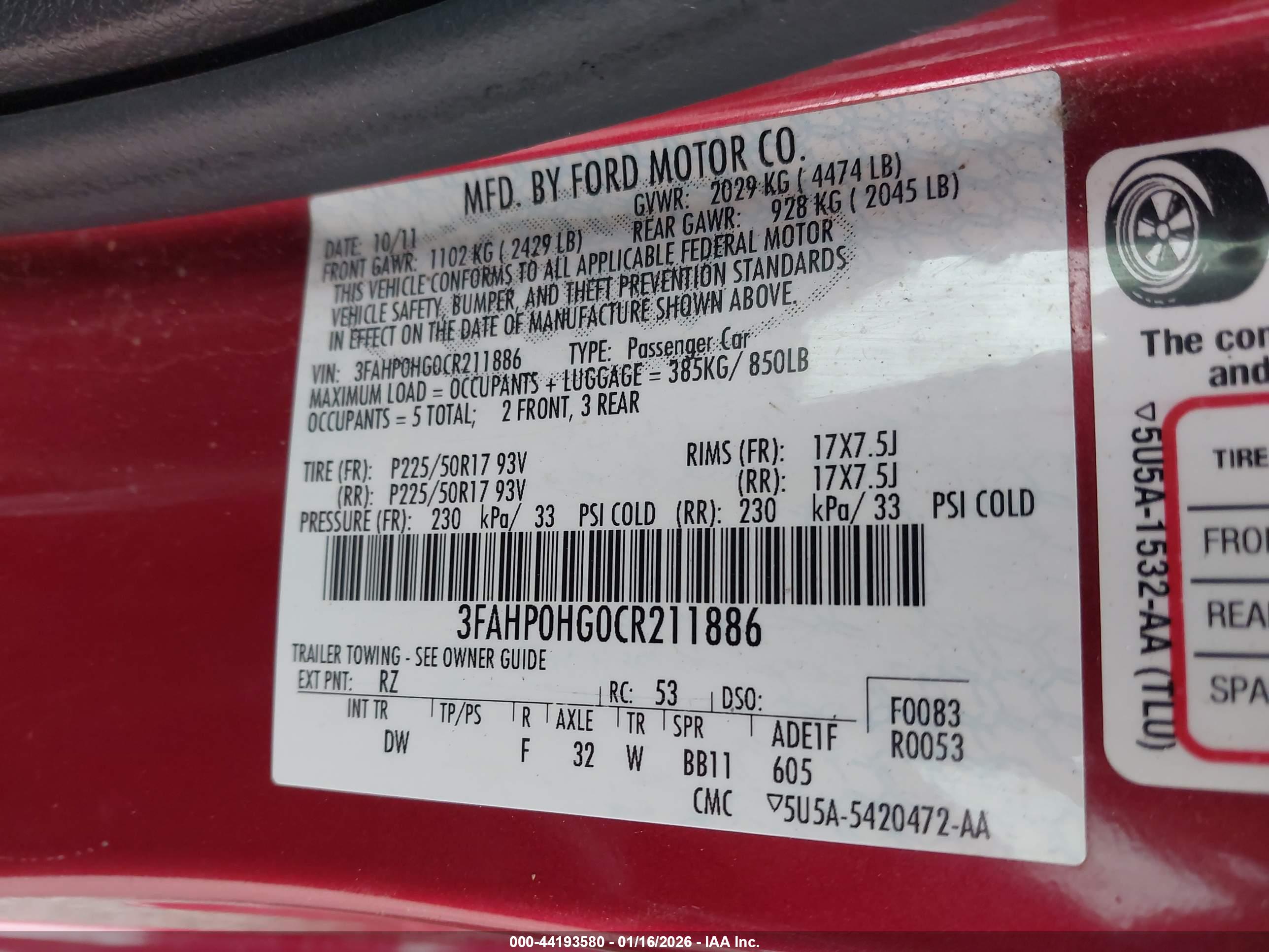 FORD FUSION image 9