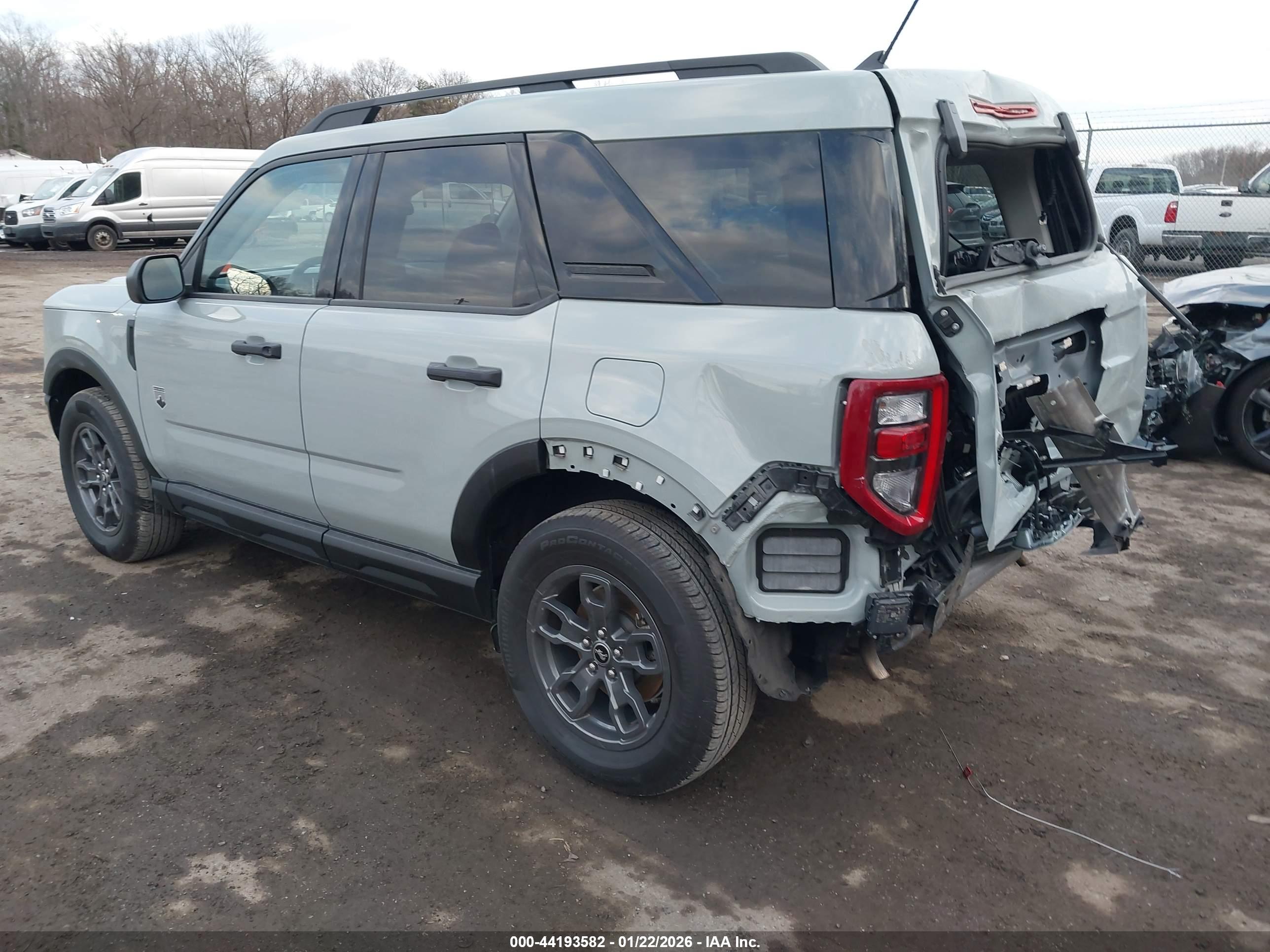 FORD BRONCO image 3