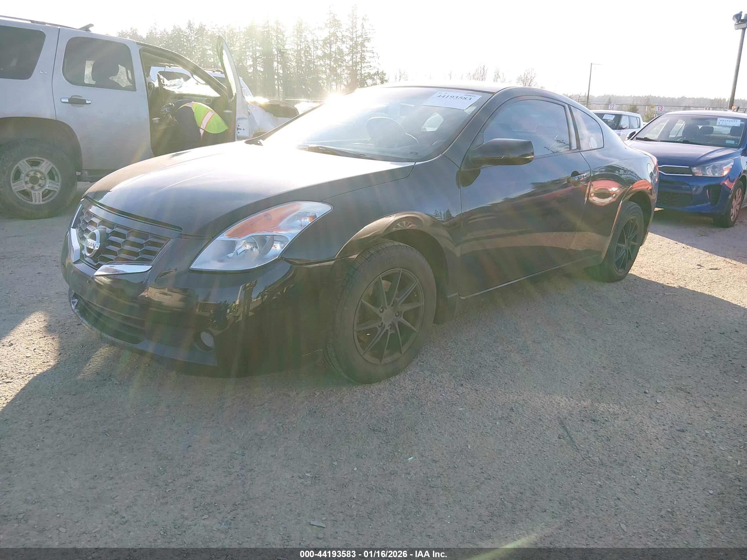 NISSAN ALTIMA image 2