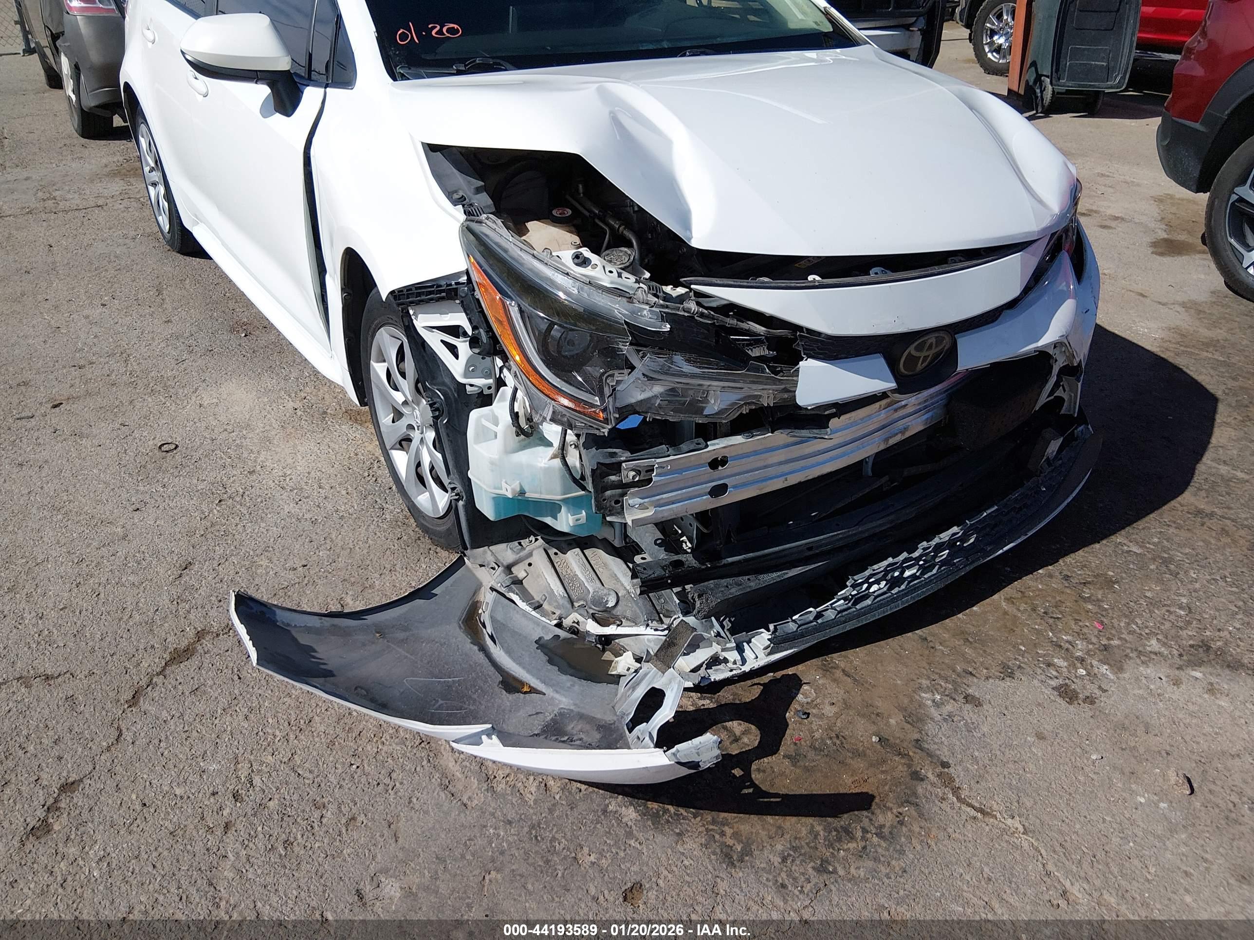 TOYOTA COROLLA image 6