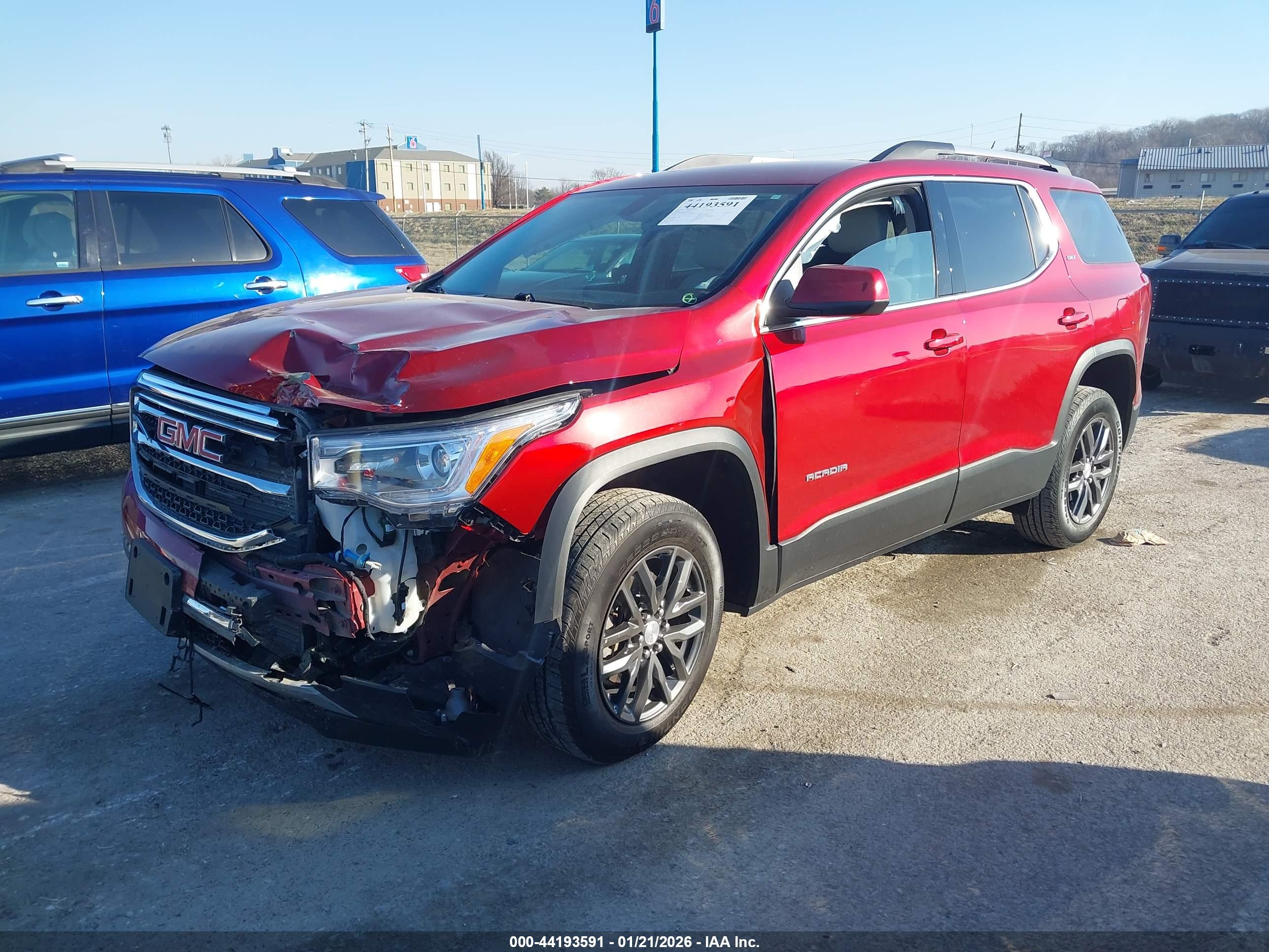 GMC ACADIA image 2