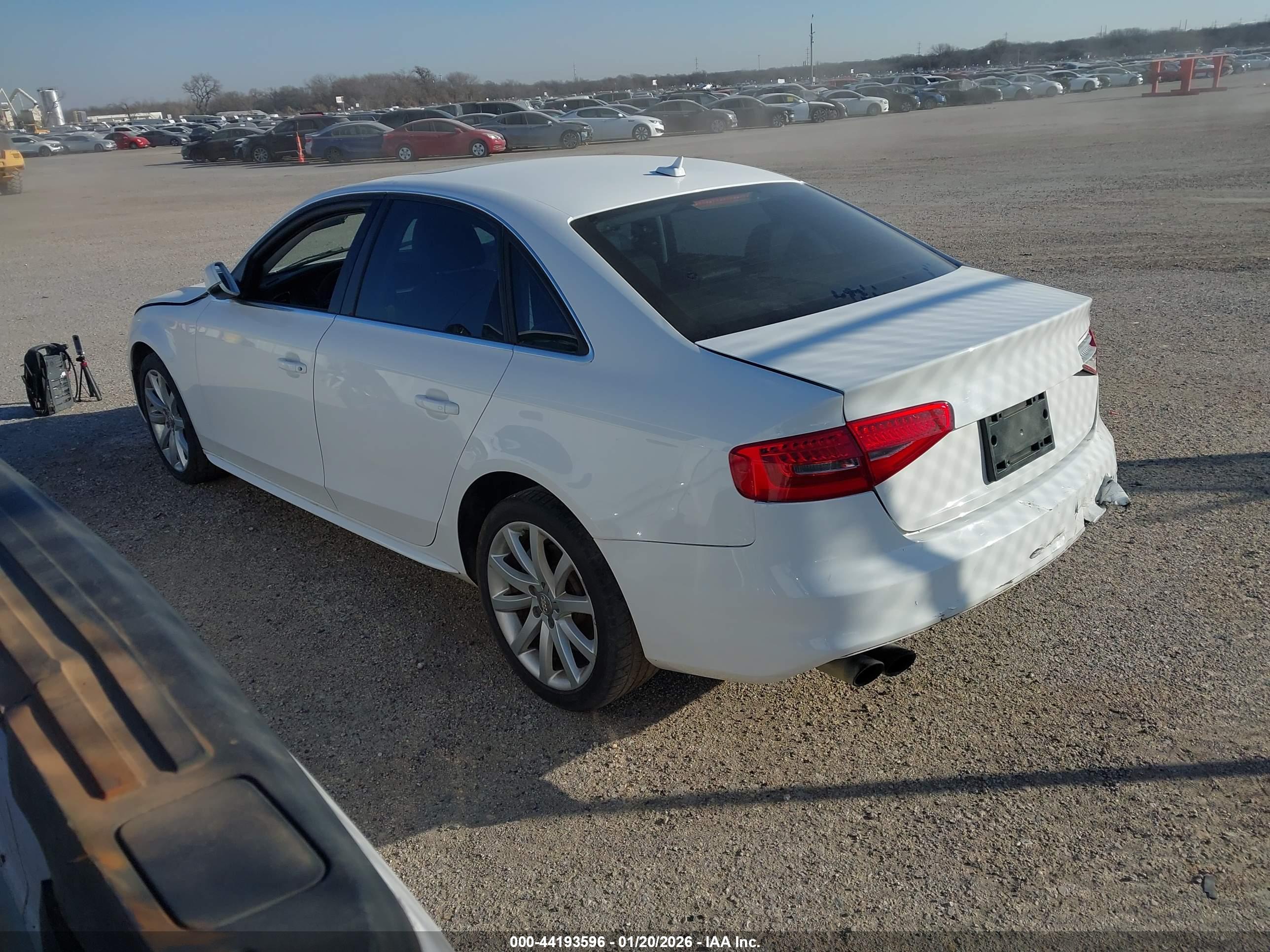 AUDI A4 image 3