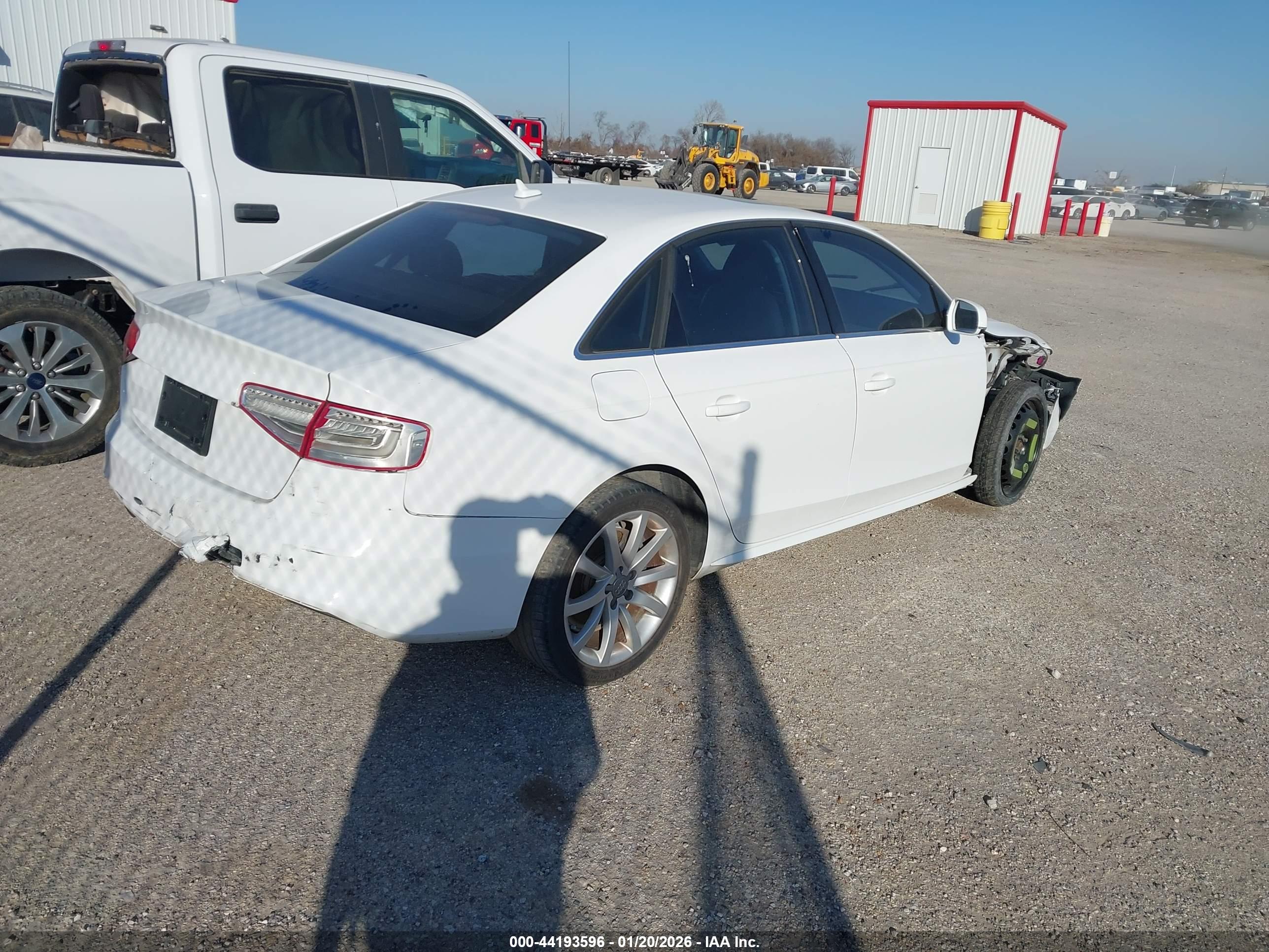 AUDI A4 image 4
