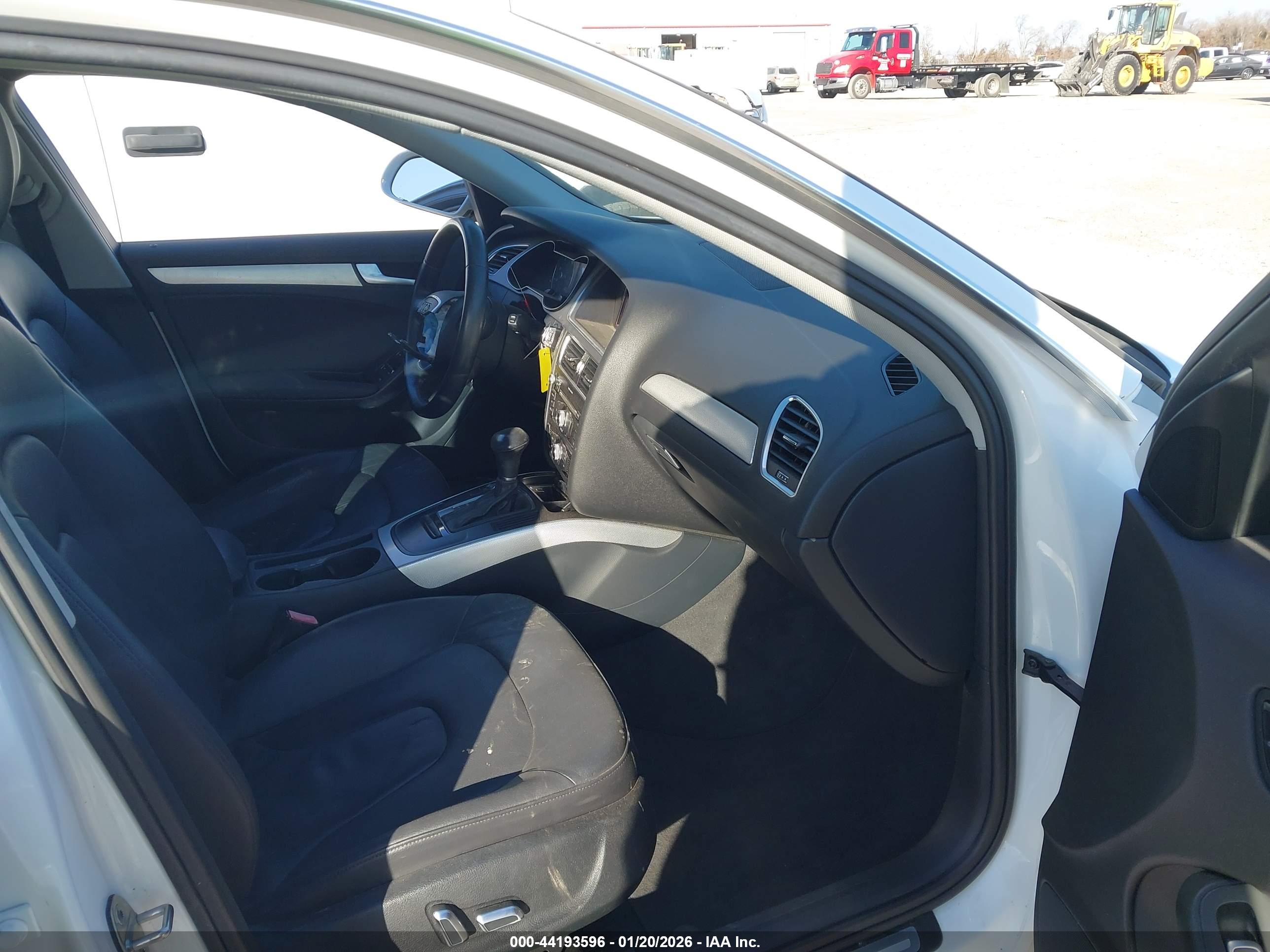AUDI A4 image 5
