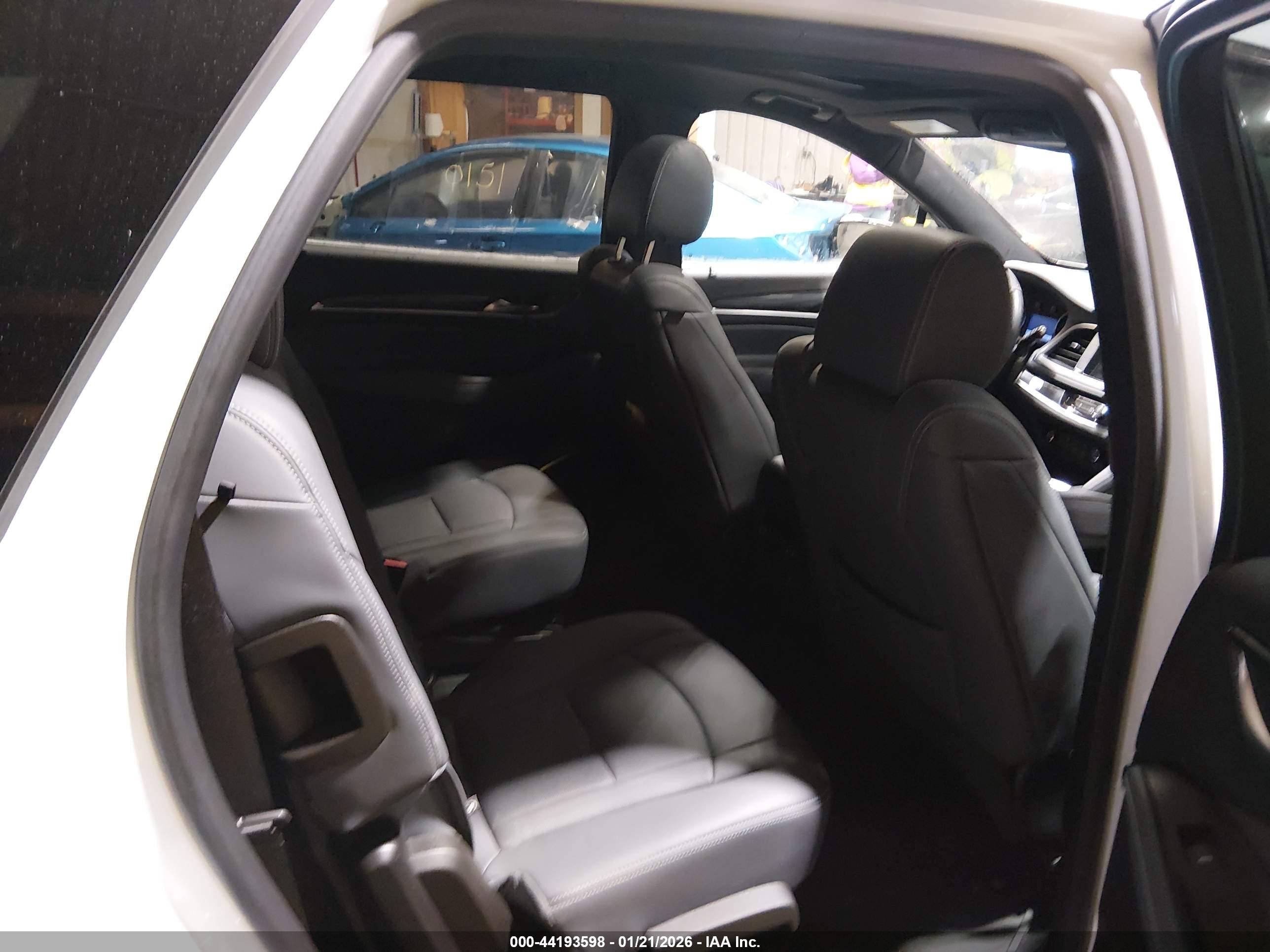 BUICK ENCLAVE image 8