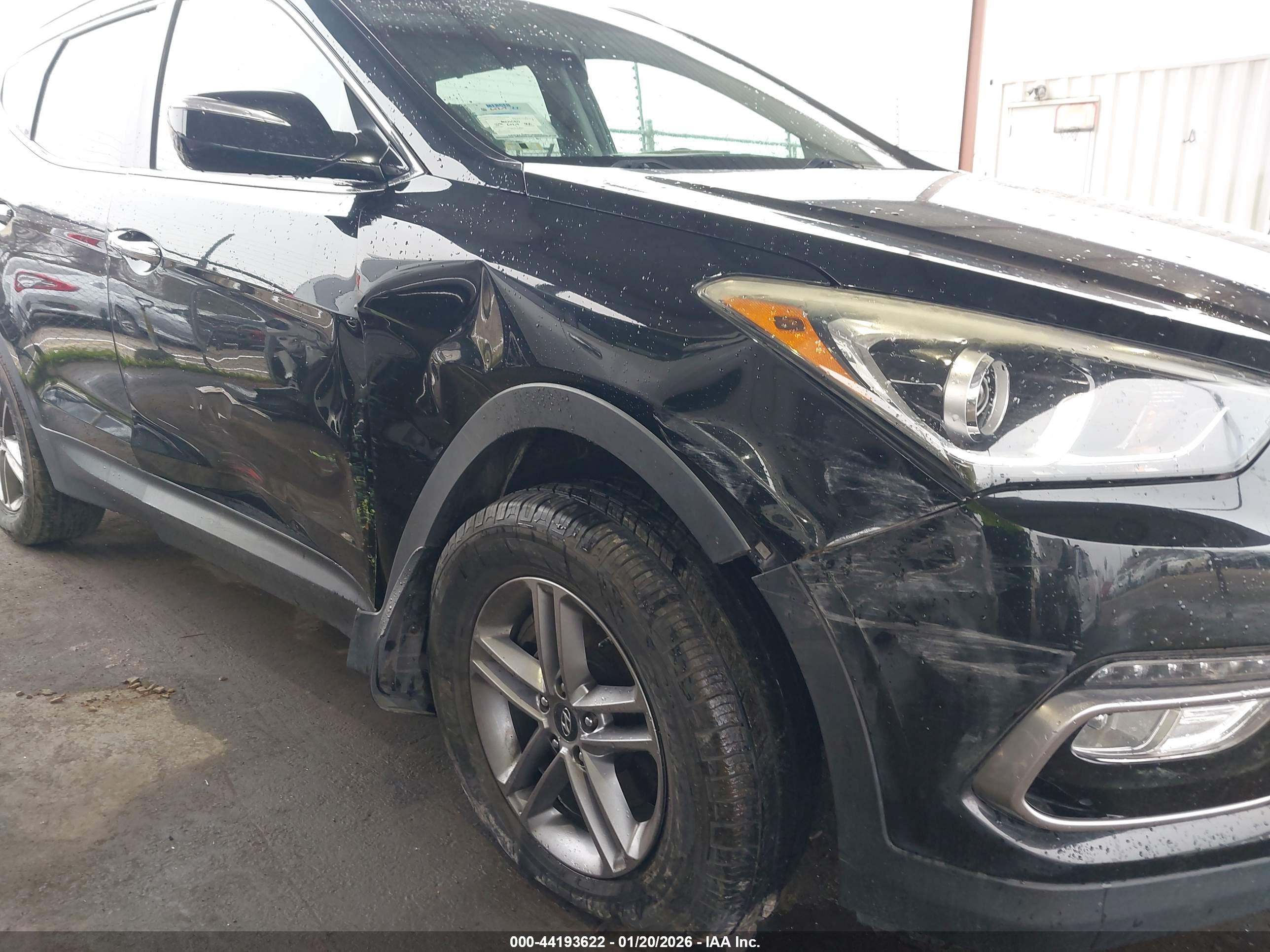HYUNDAI SANTA image 6