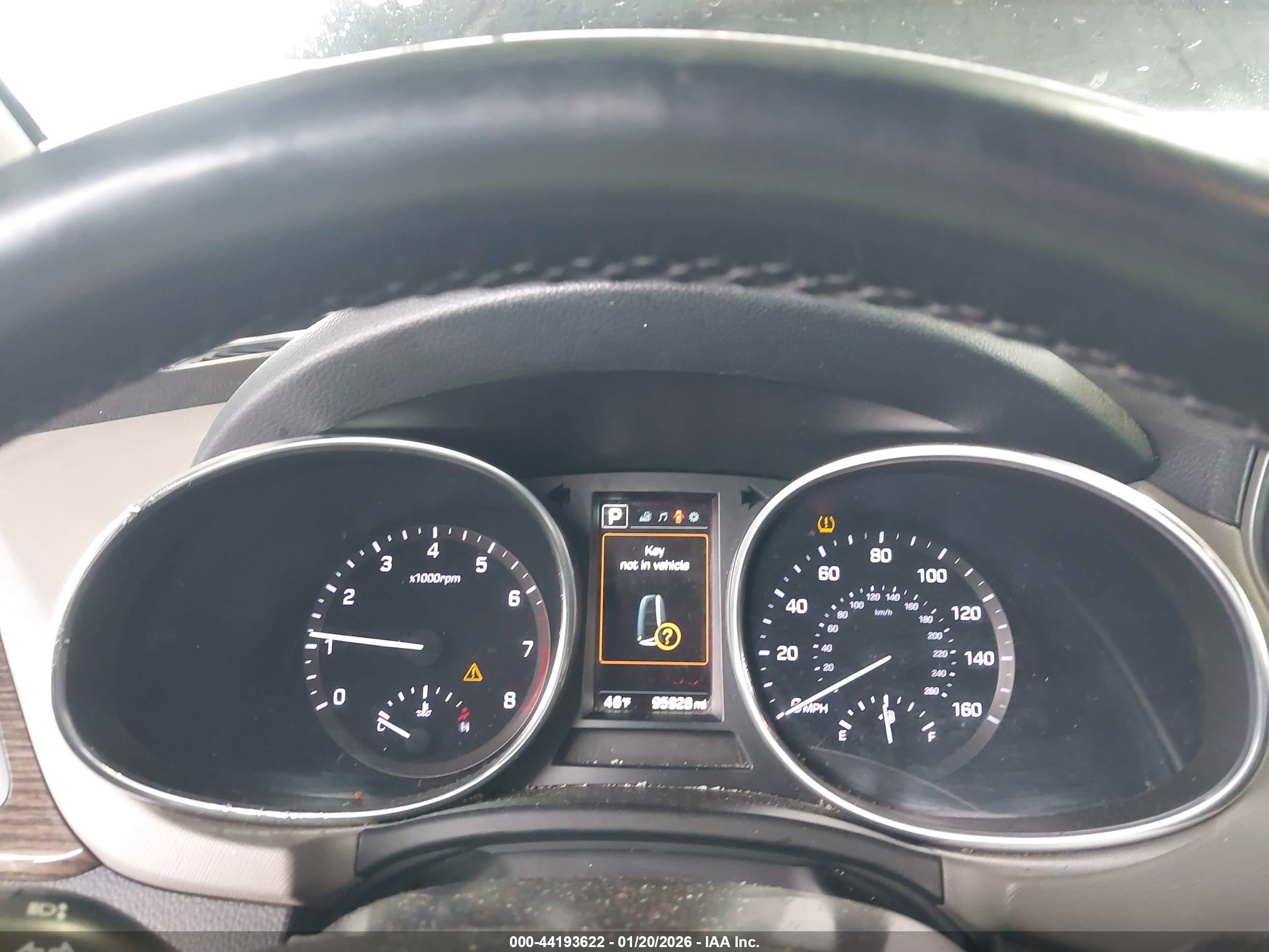 HYUNDAI SANTA image 7