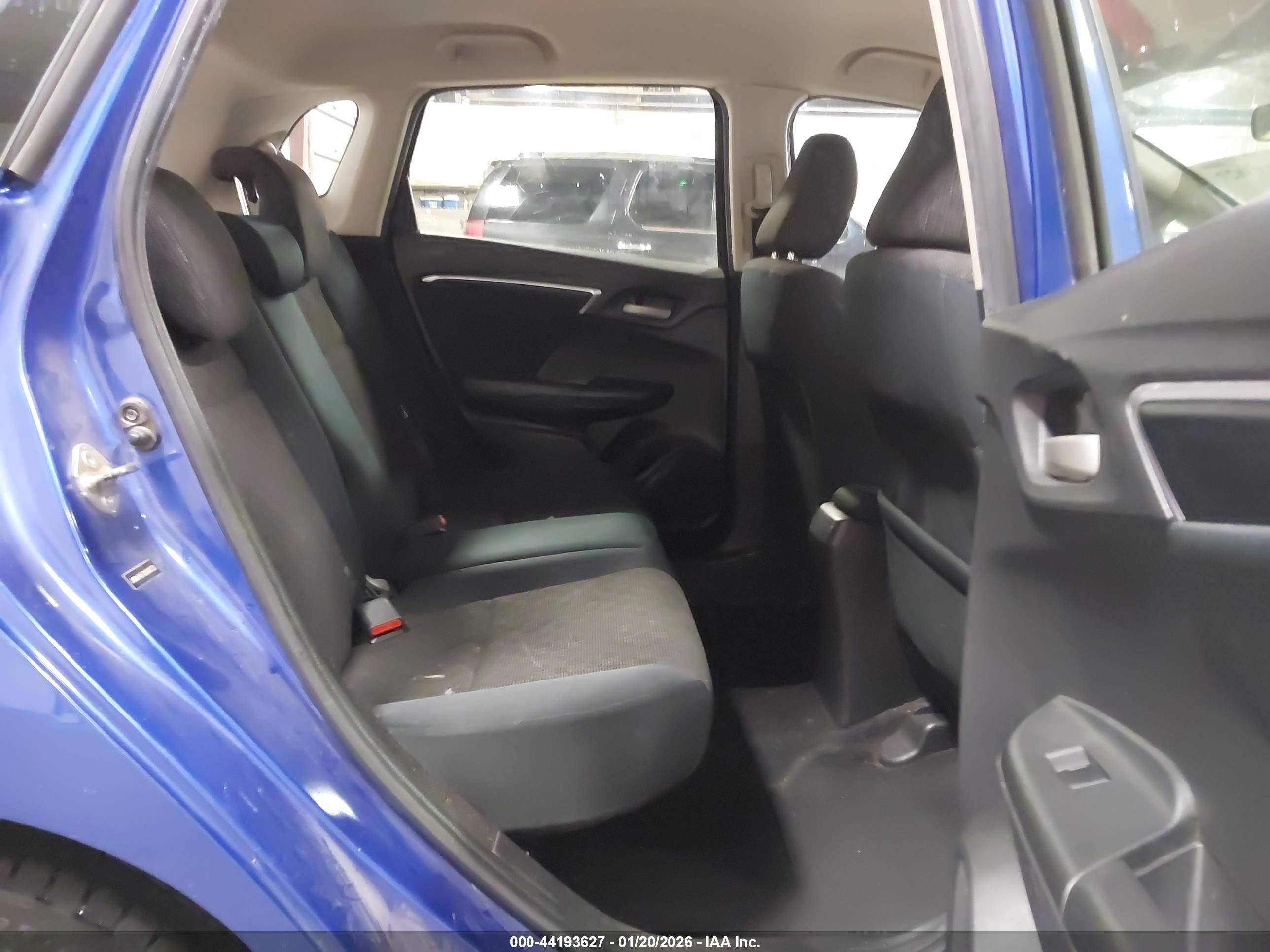 HONDA FIT image 8