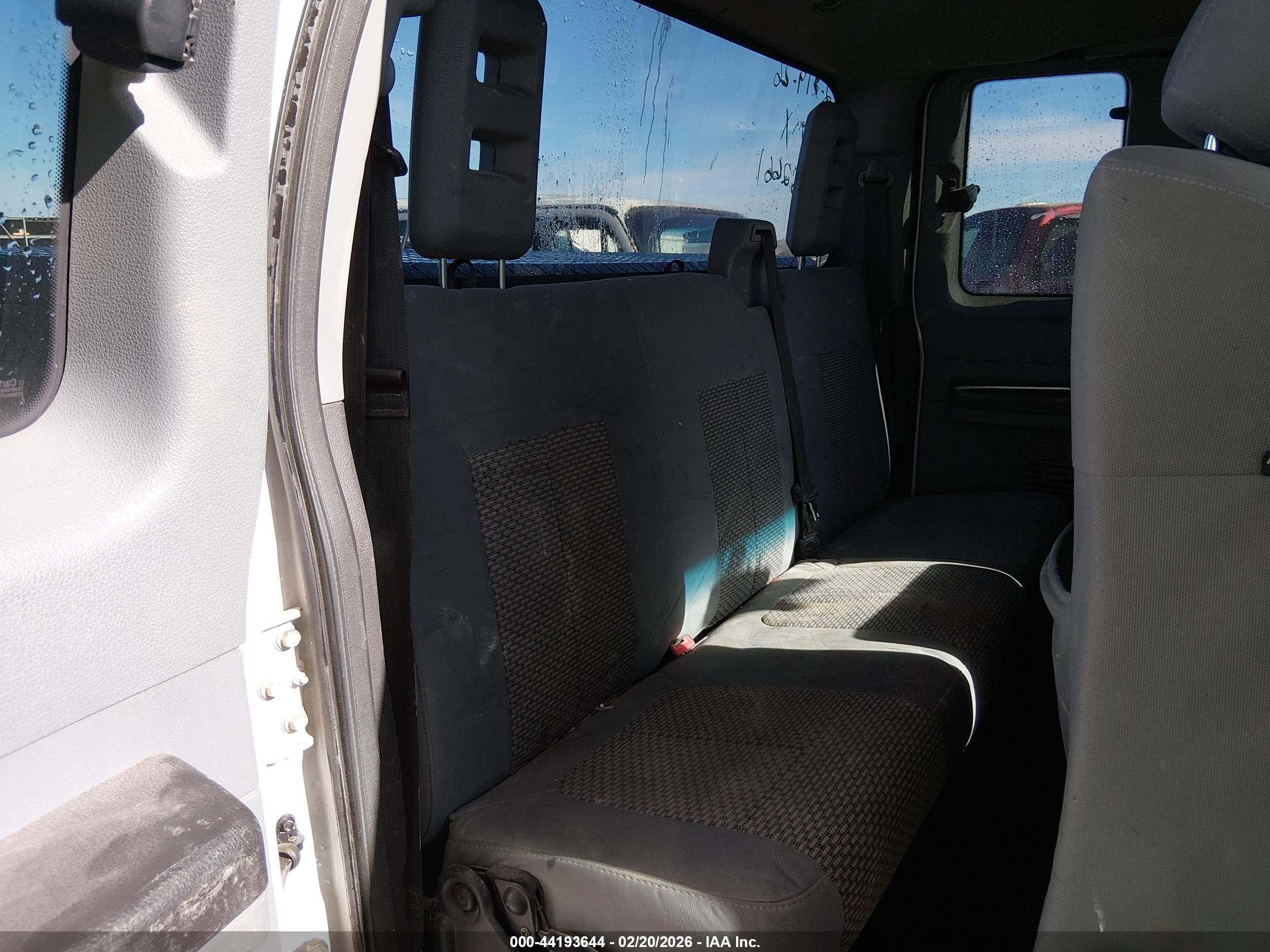 FORD F-250 image 8