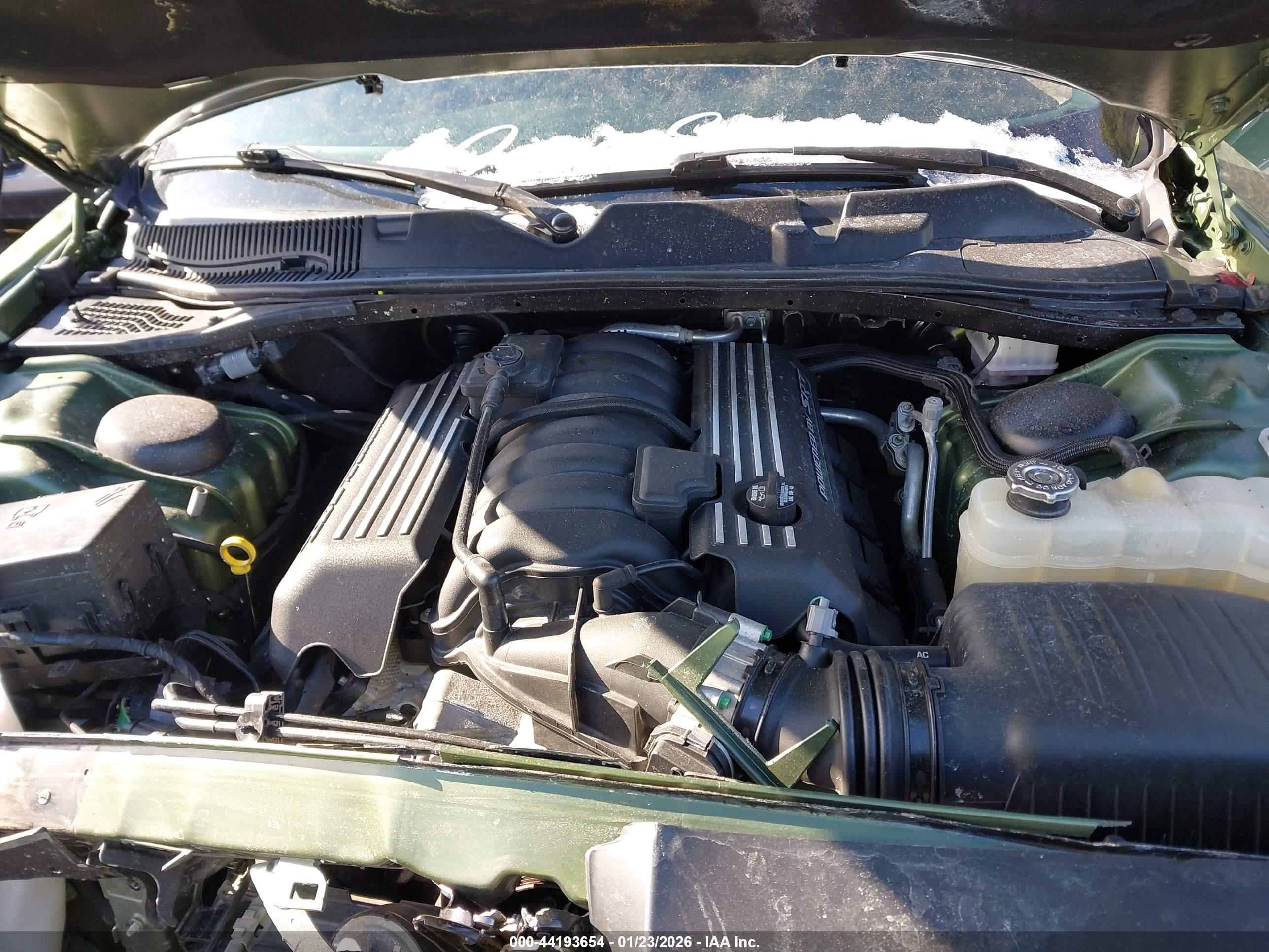 DODGE CHALLENGER image 10